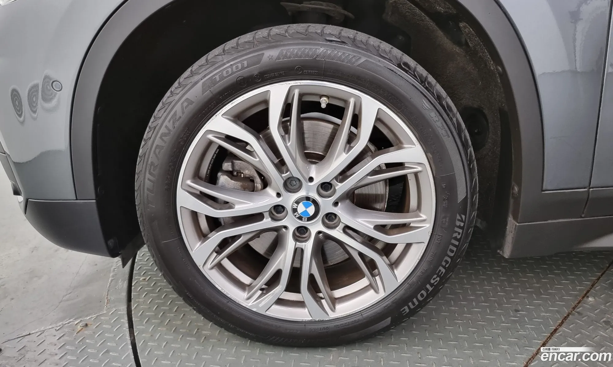 BMW X1 F48 xDrive 20D - фотография 11920021