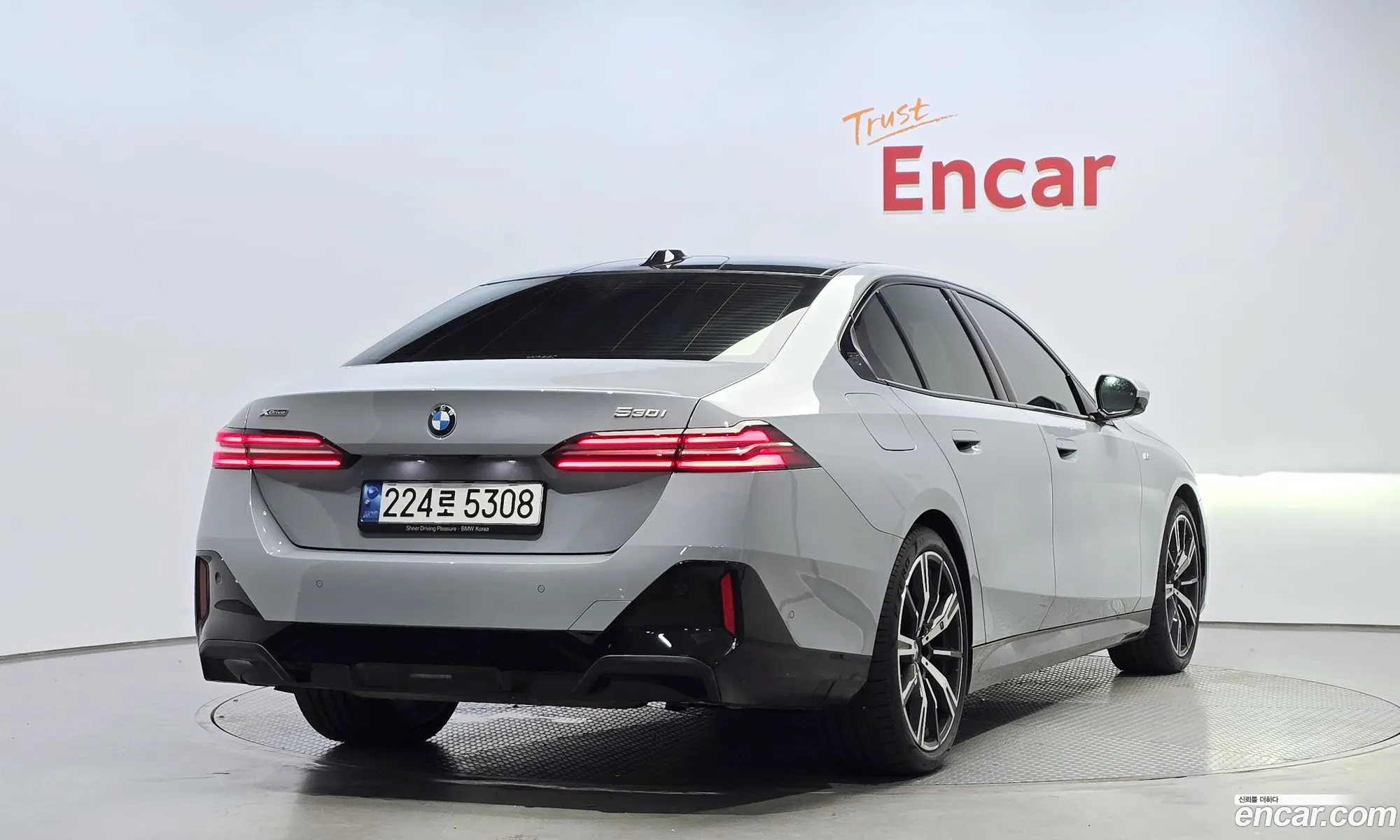 BMW 5 Series G60 530I xDrive M Sports - фотография 11920006