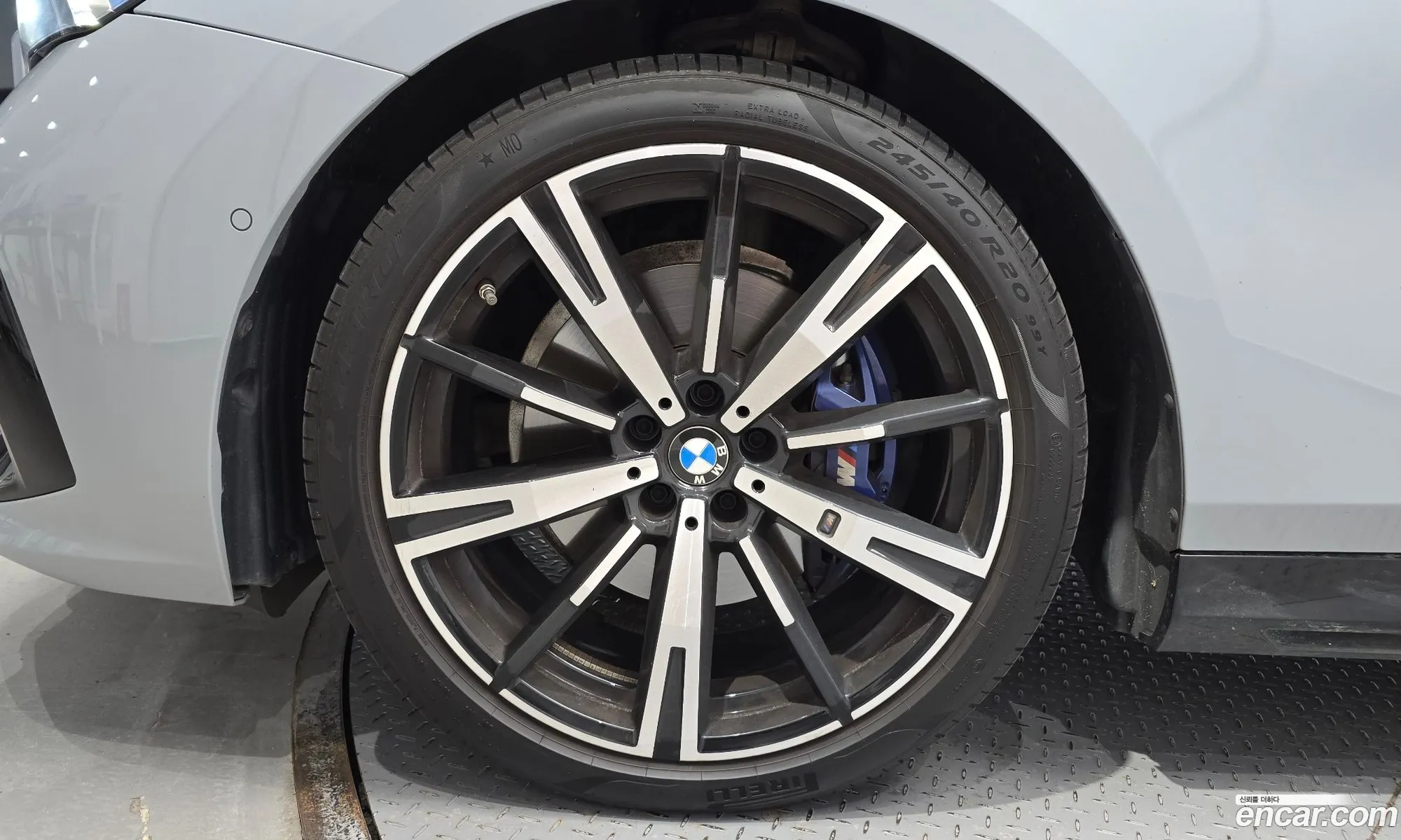 BMW 5 Series G60 530I xDrive M Sports - фотография 11920009