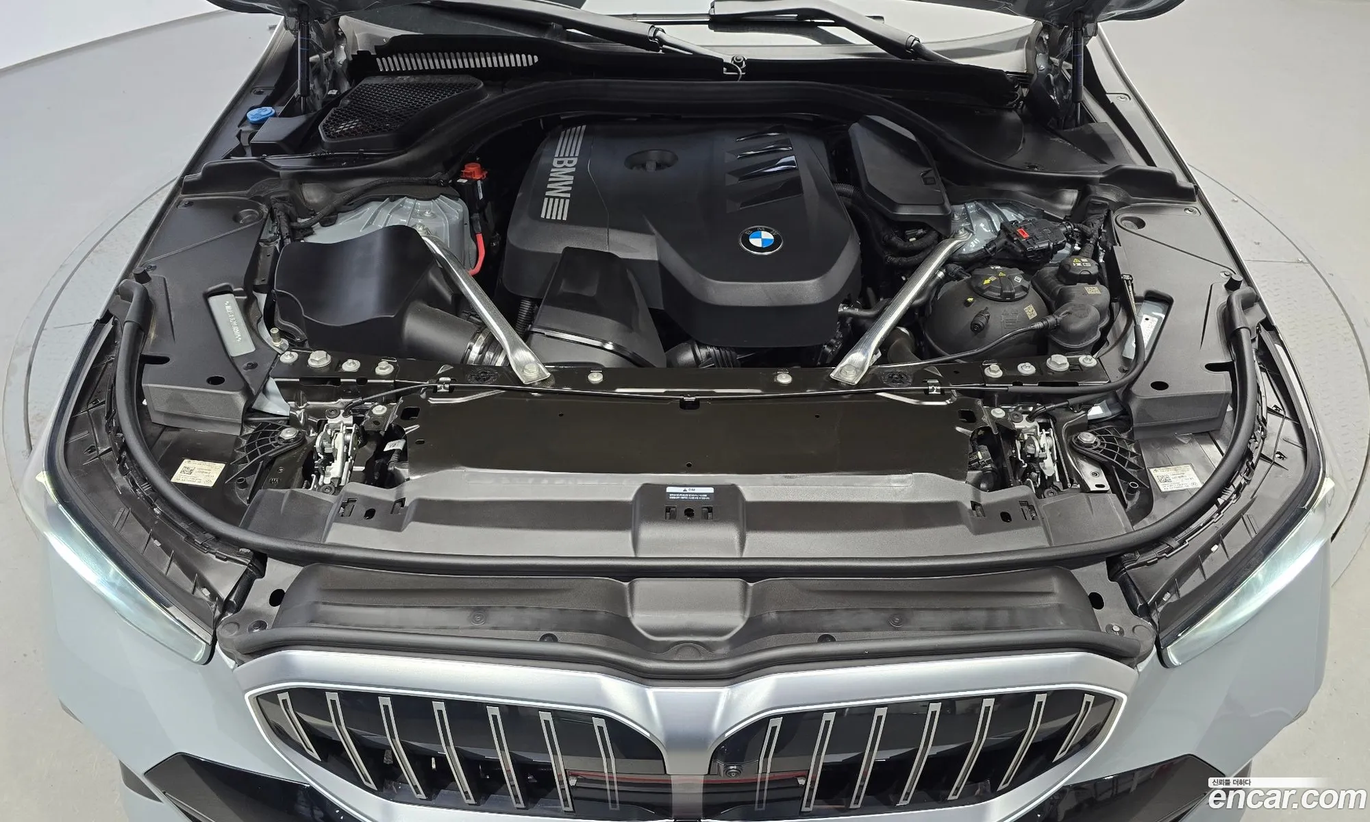 BMW 5 Series G60 530I xDrive M Sports - фотография 11920010