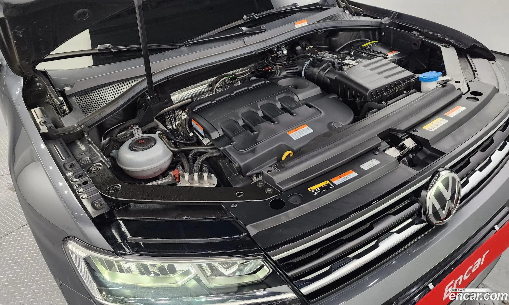 Volkswagen Tiguan 2Nd Generation 20 Tdi Premium - фотография 12561522