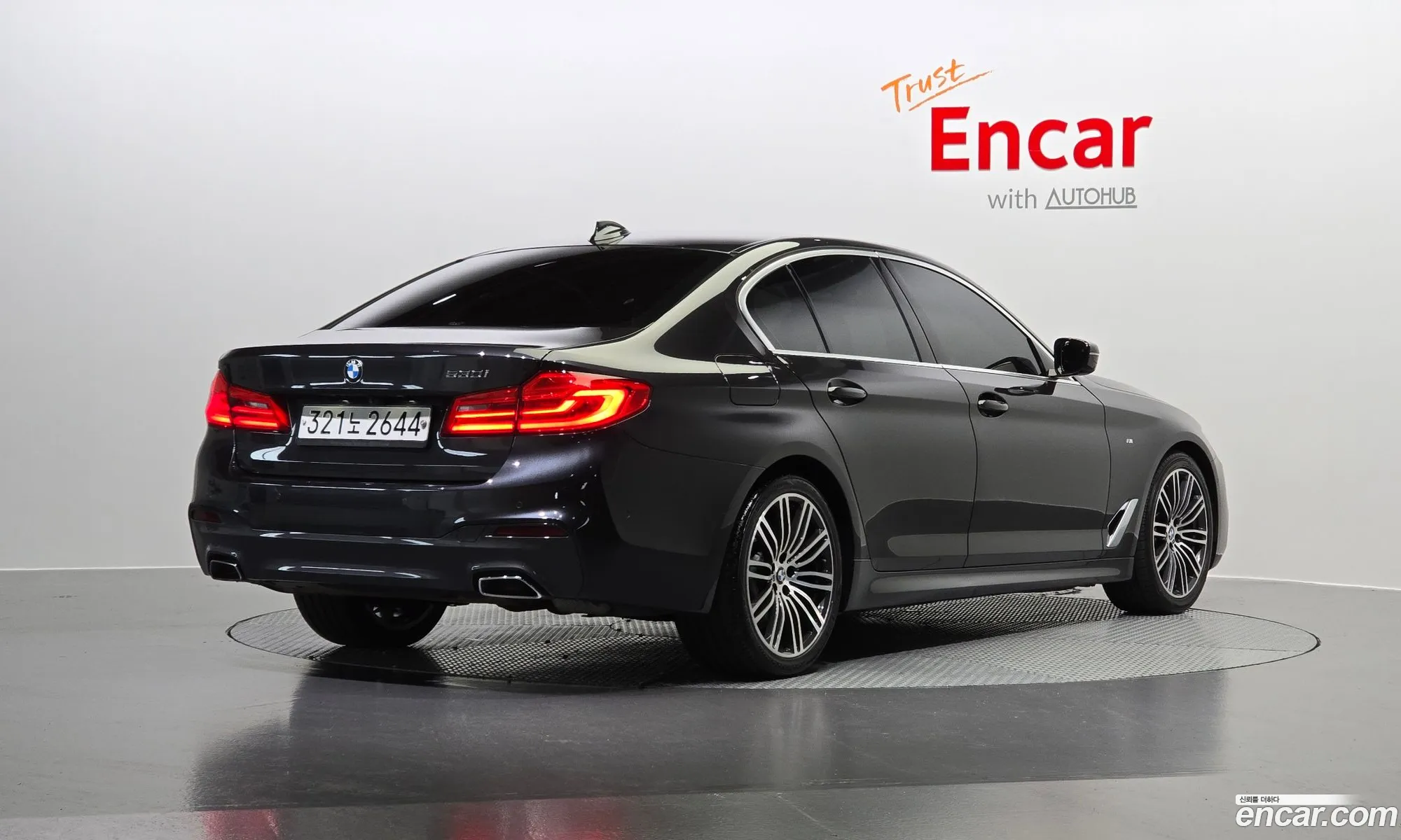 BMW 5 Series G30 530I M Sports Plus - фотография 204182