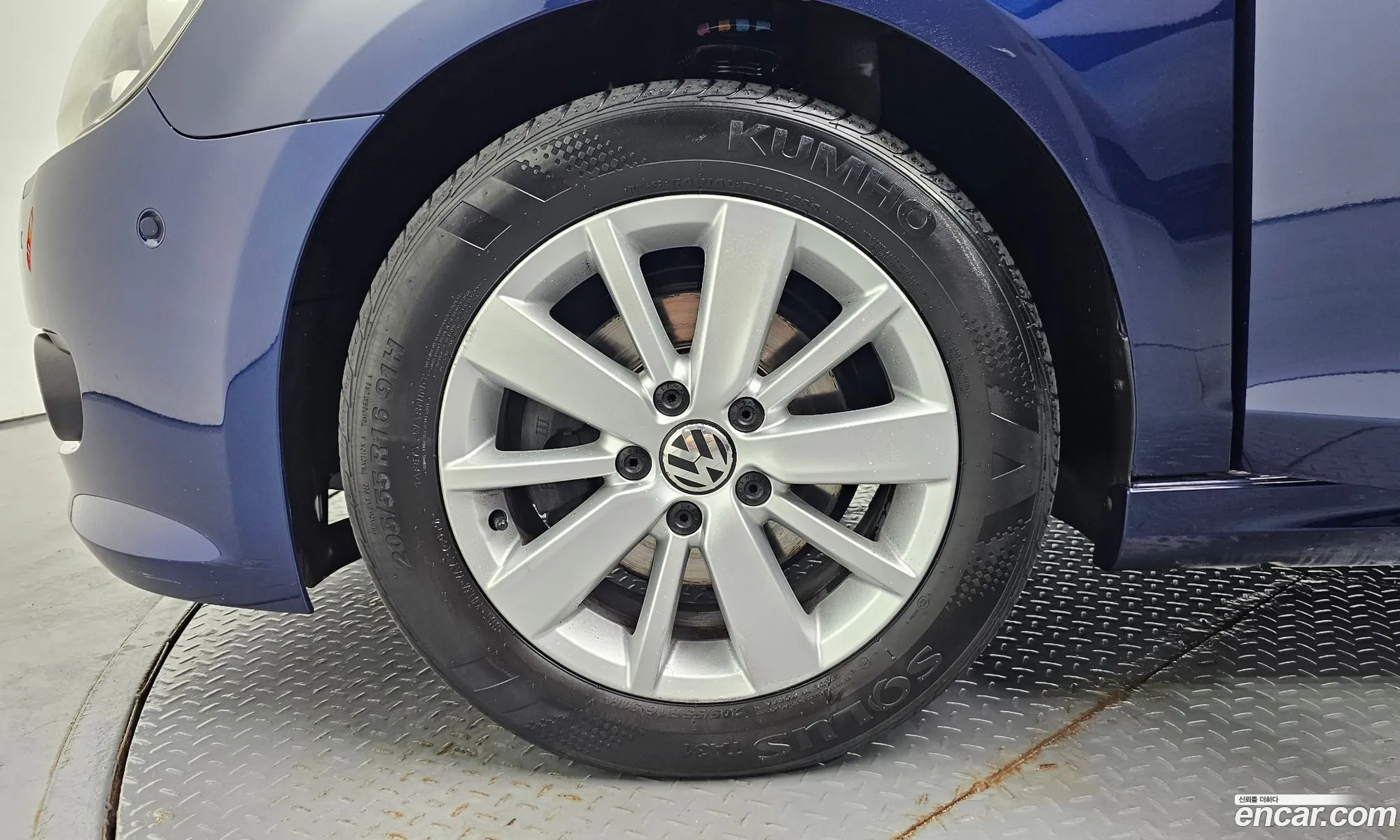 Volkswagen Golf 6Th Generation 16 Tdi Bluemotion Style Edition - фотография 12497440