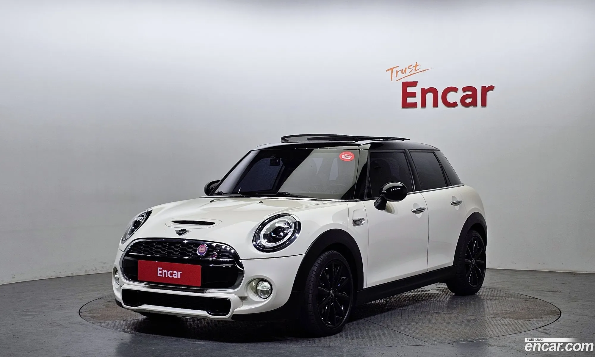 Mini Cooper S 5-Door Basic Model 3Rd Generation - фотография 813084