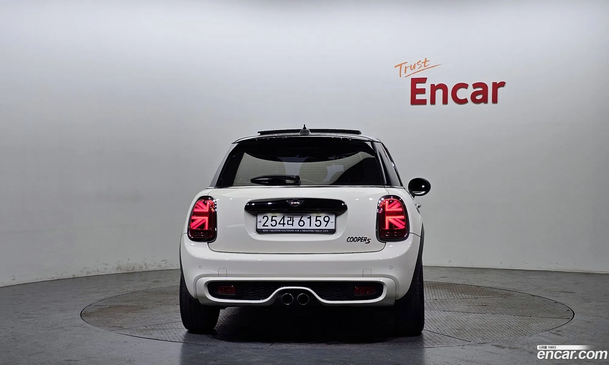 Mini Cooper S 5-Door Basic Model 3Rd Generation - фотография 813087