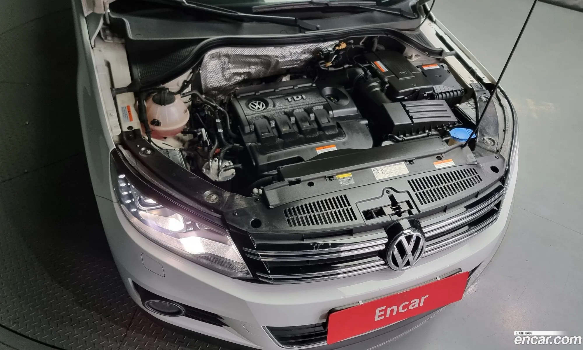 Volkswagen New Tiguan 20 Tdi Comfort 5N - фотография 12429280