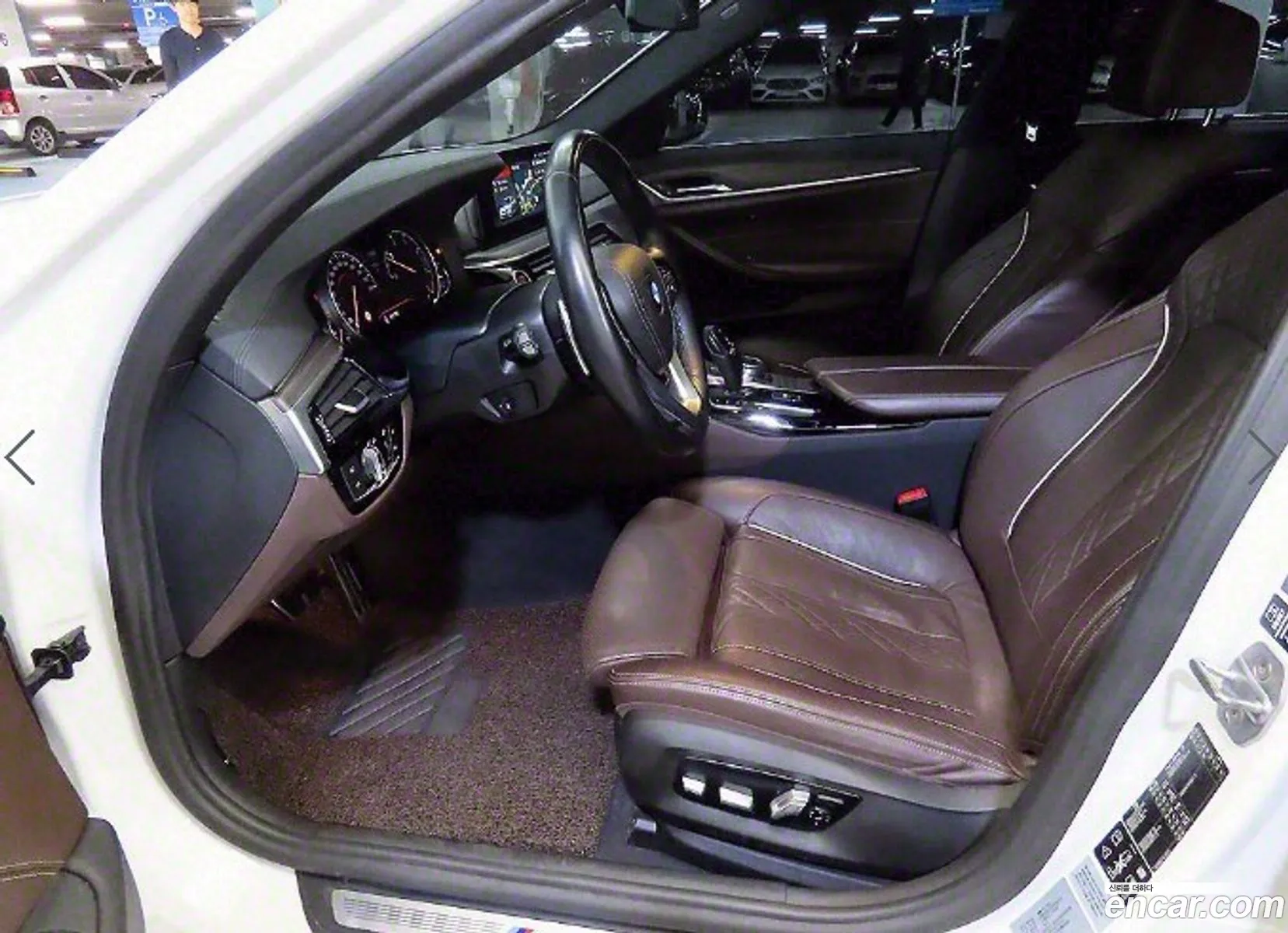 BMW 5 Series G30 520D xDrive M Sport Plus - фотография 11891447