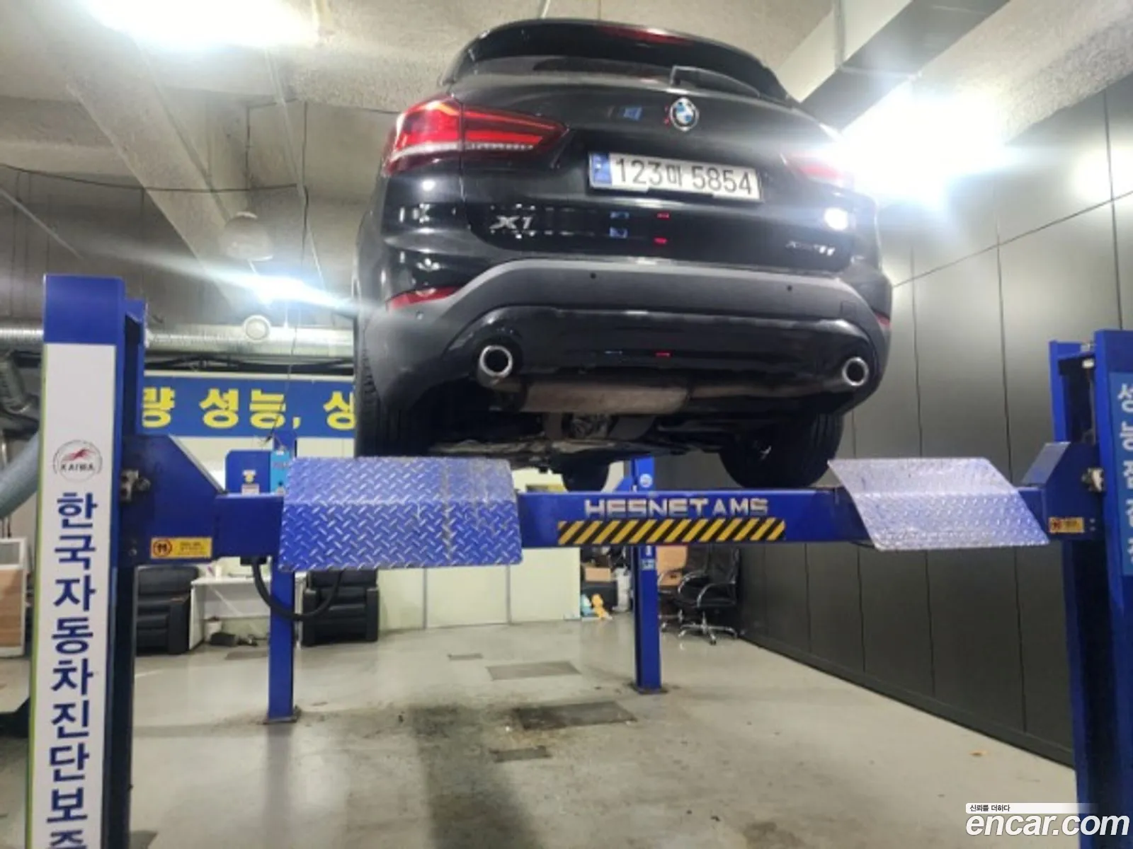 BMW X1 F48 xDrive 18D Advantage - фотография 11891439