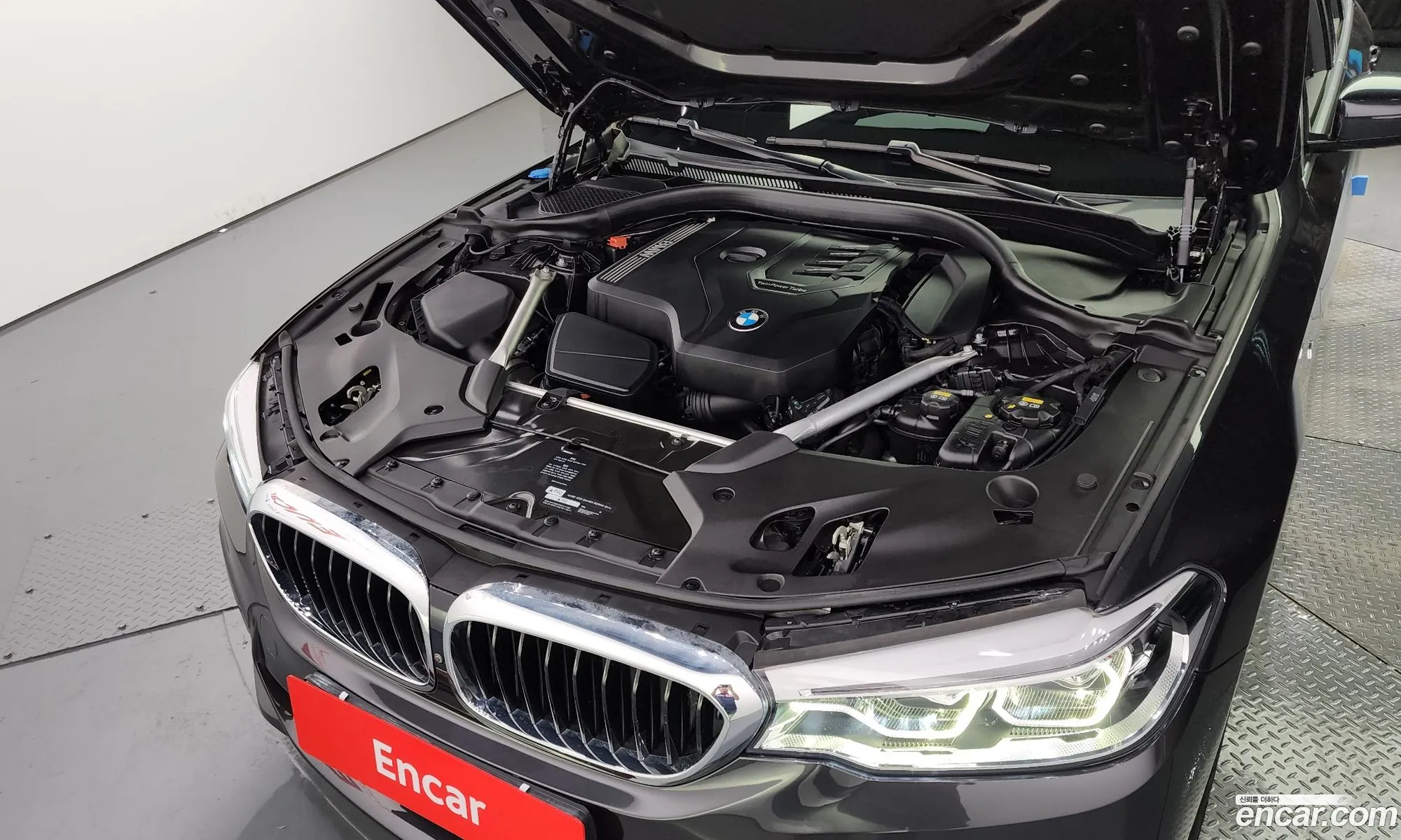 BMW 5 Series G30 530I M Sports Plus - фотография 11891419