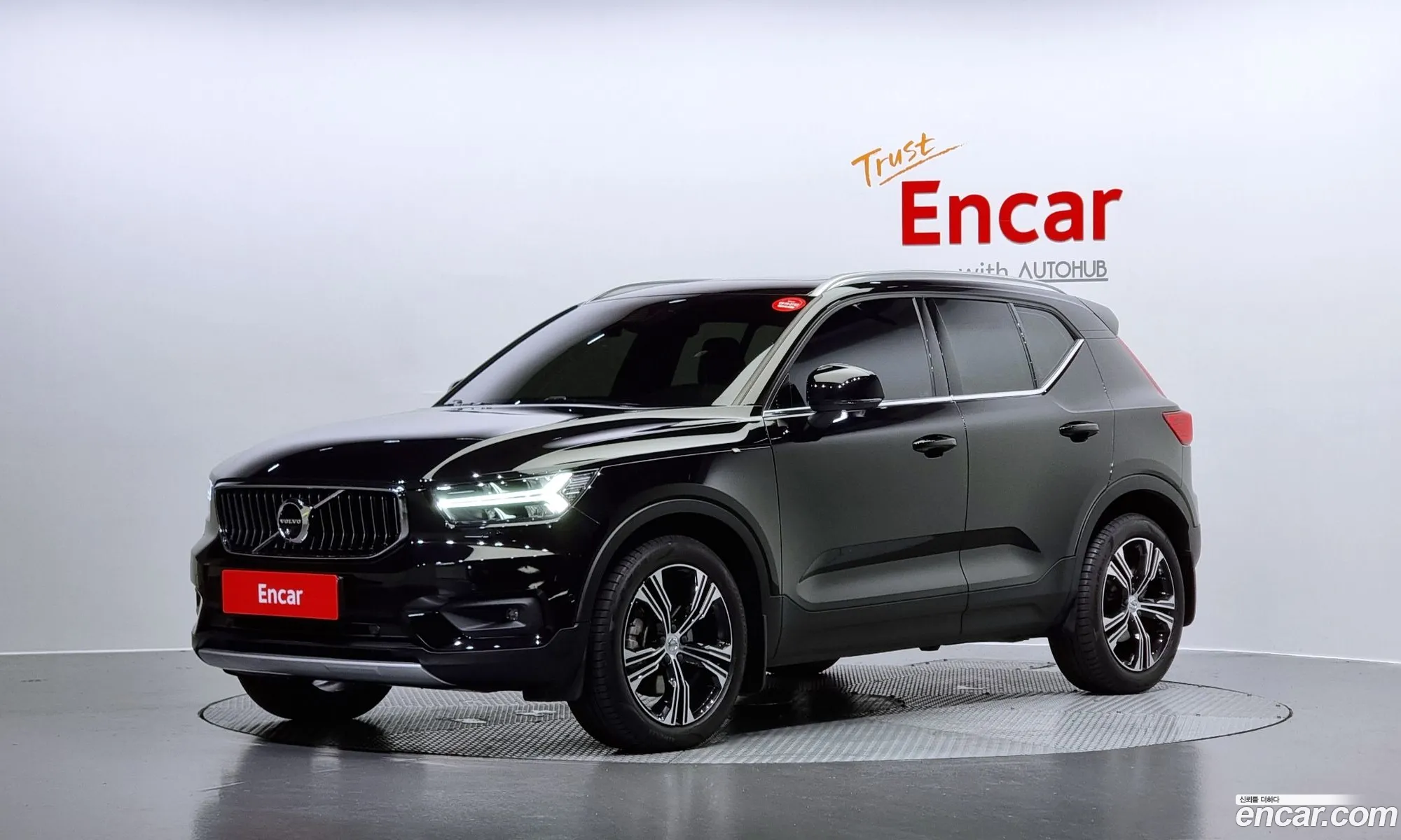 Xc40B4 Inscription - фотография 4687045