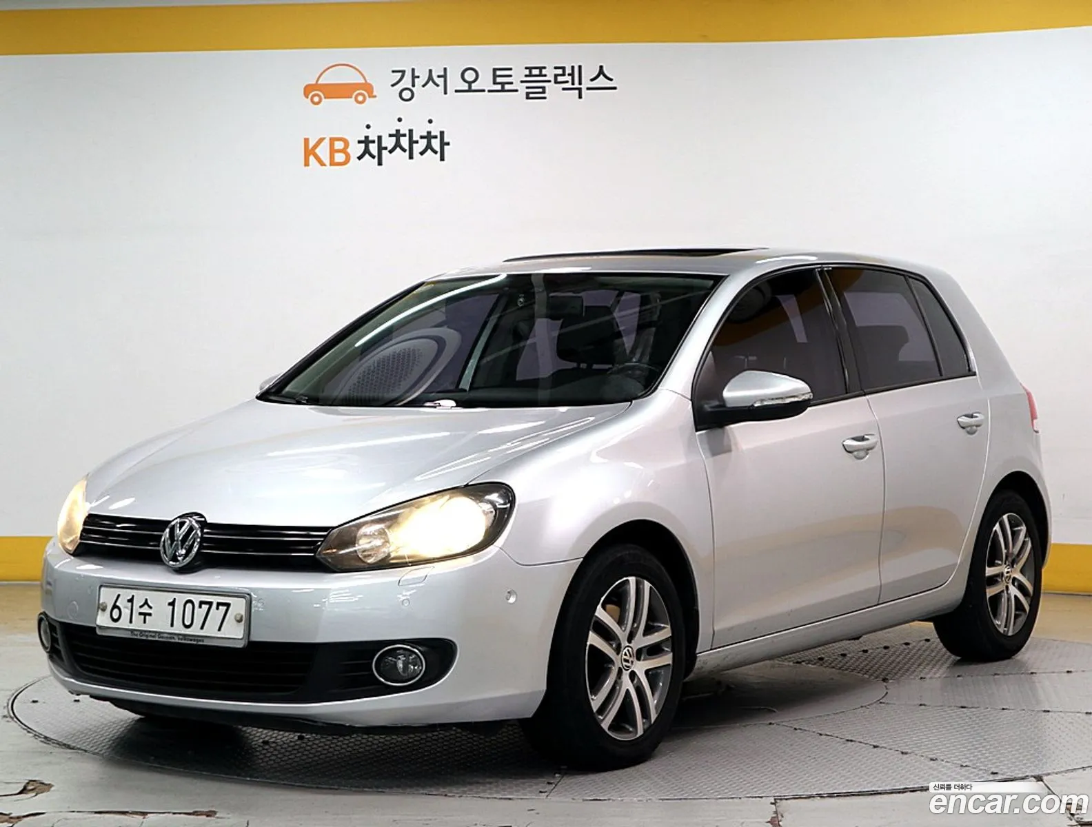 Volkswagen Golf 6Th Generation 20 Tdi - фотография 12429263