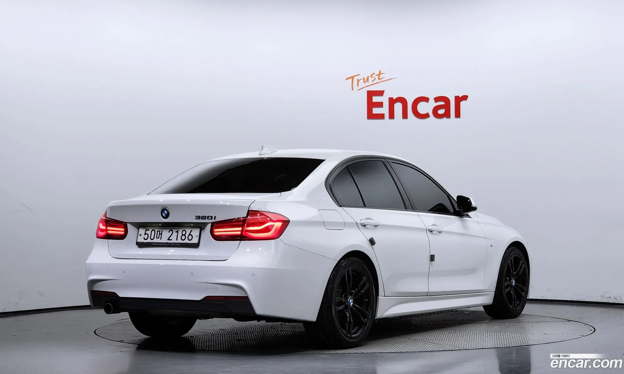 BMW 3 Series F30 320I M Sports - фотография 203749