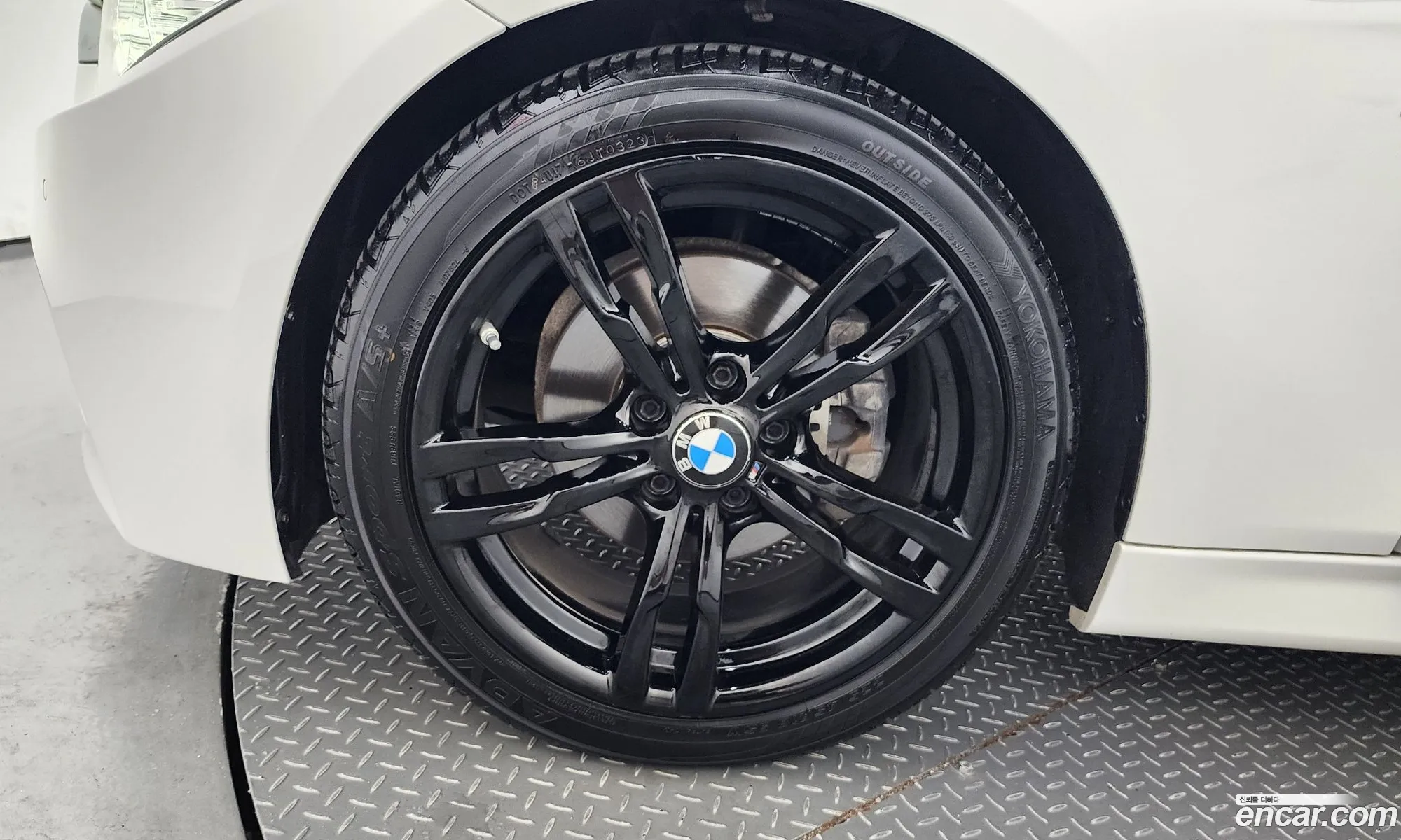 BMW 3 Series F30 320I M Sports - фотография 203752