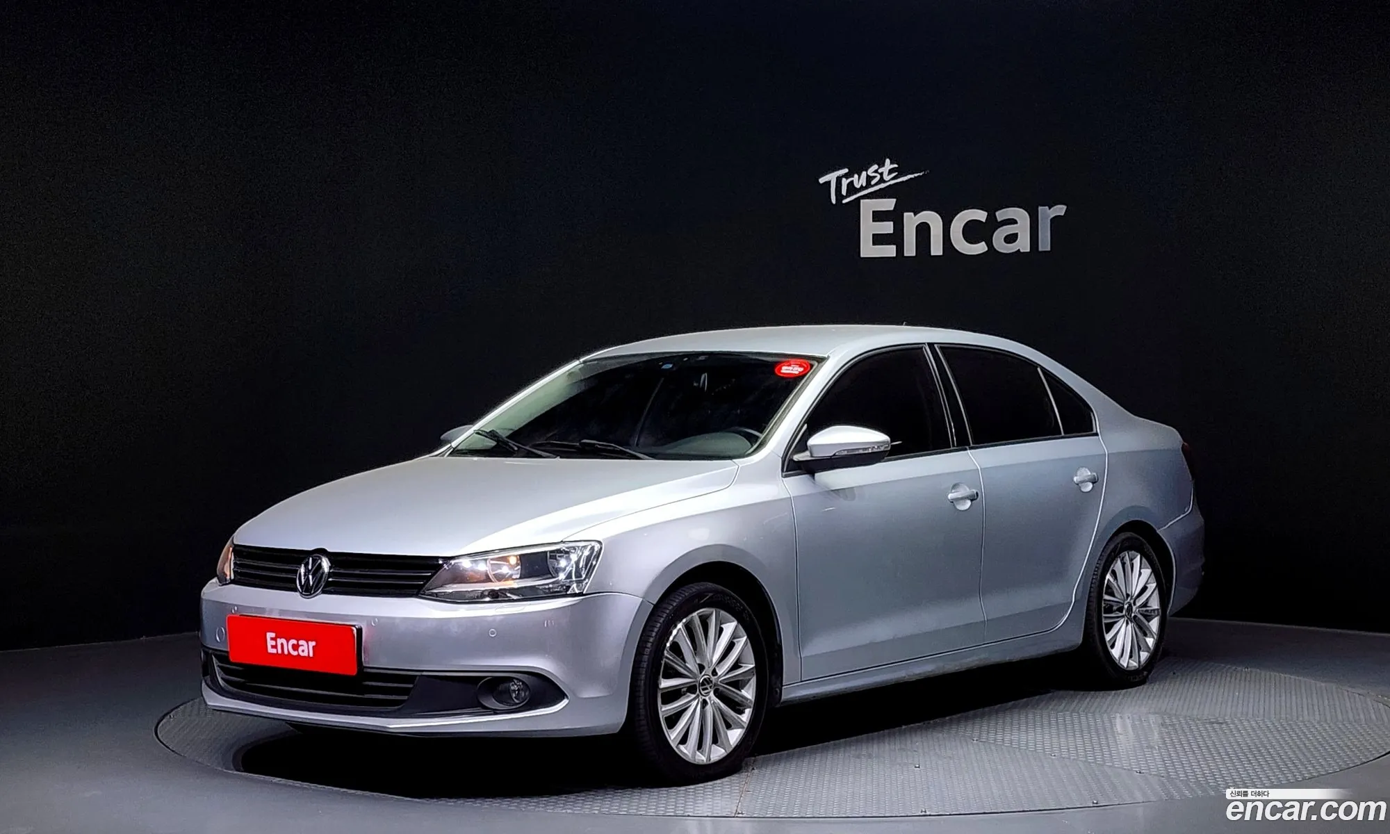 Volkswagen New Jetta 16 Tdi Bluemotion 6Th Generation - фотография 12561530
