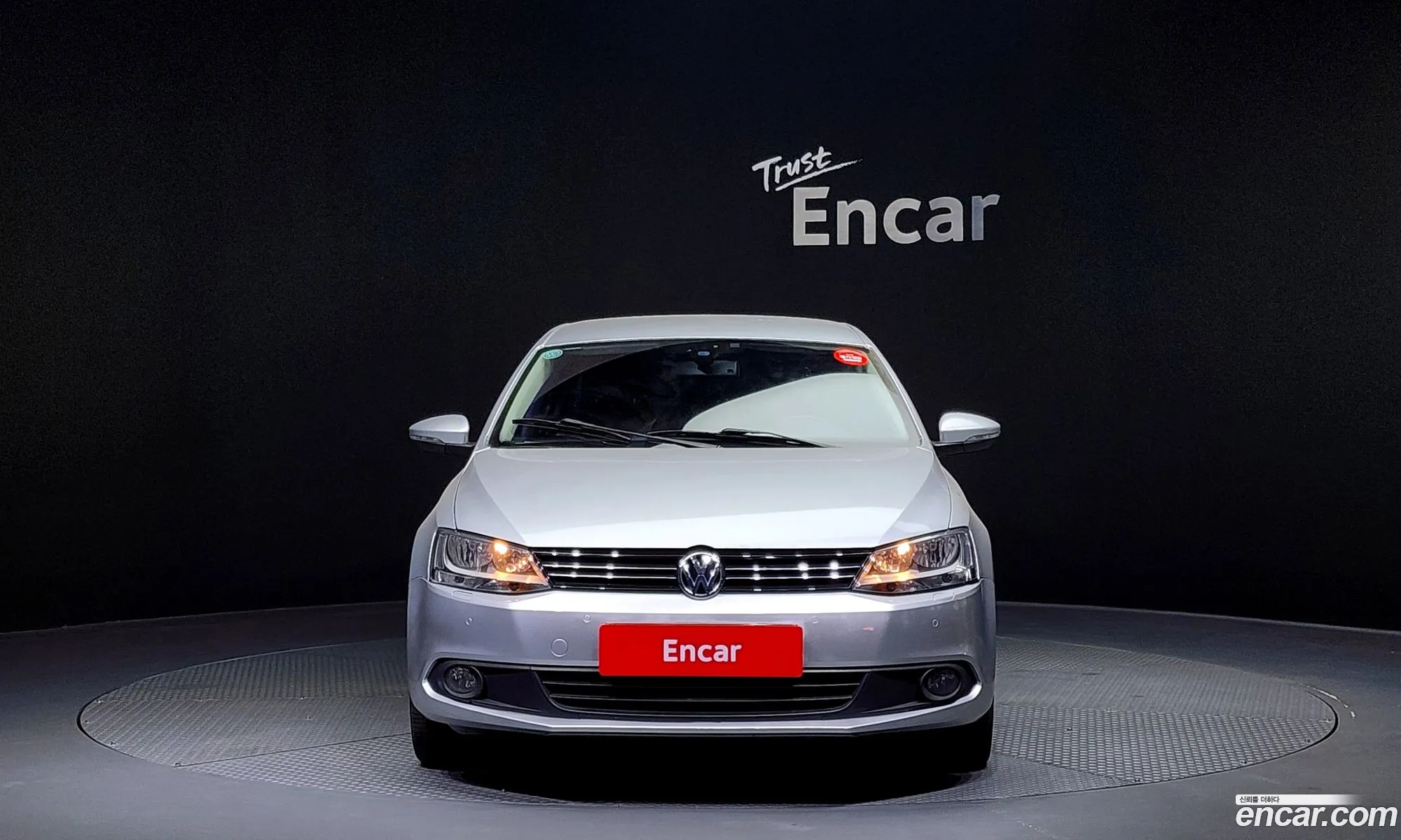 Volkswagen New Jetta 16 Tdi Bluemotion 6Th Generation - фотография 12561532