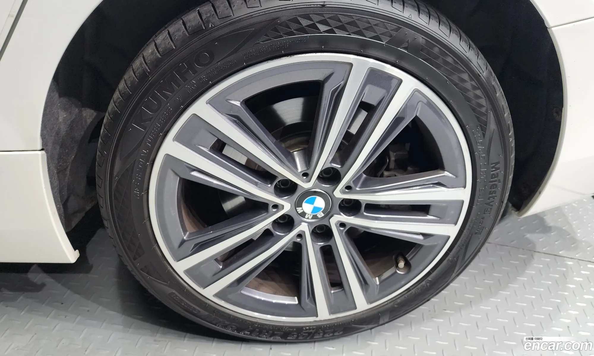 BMW 2 Series Gran Coupe F44 220I Advantage - фотография 264871
