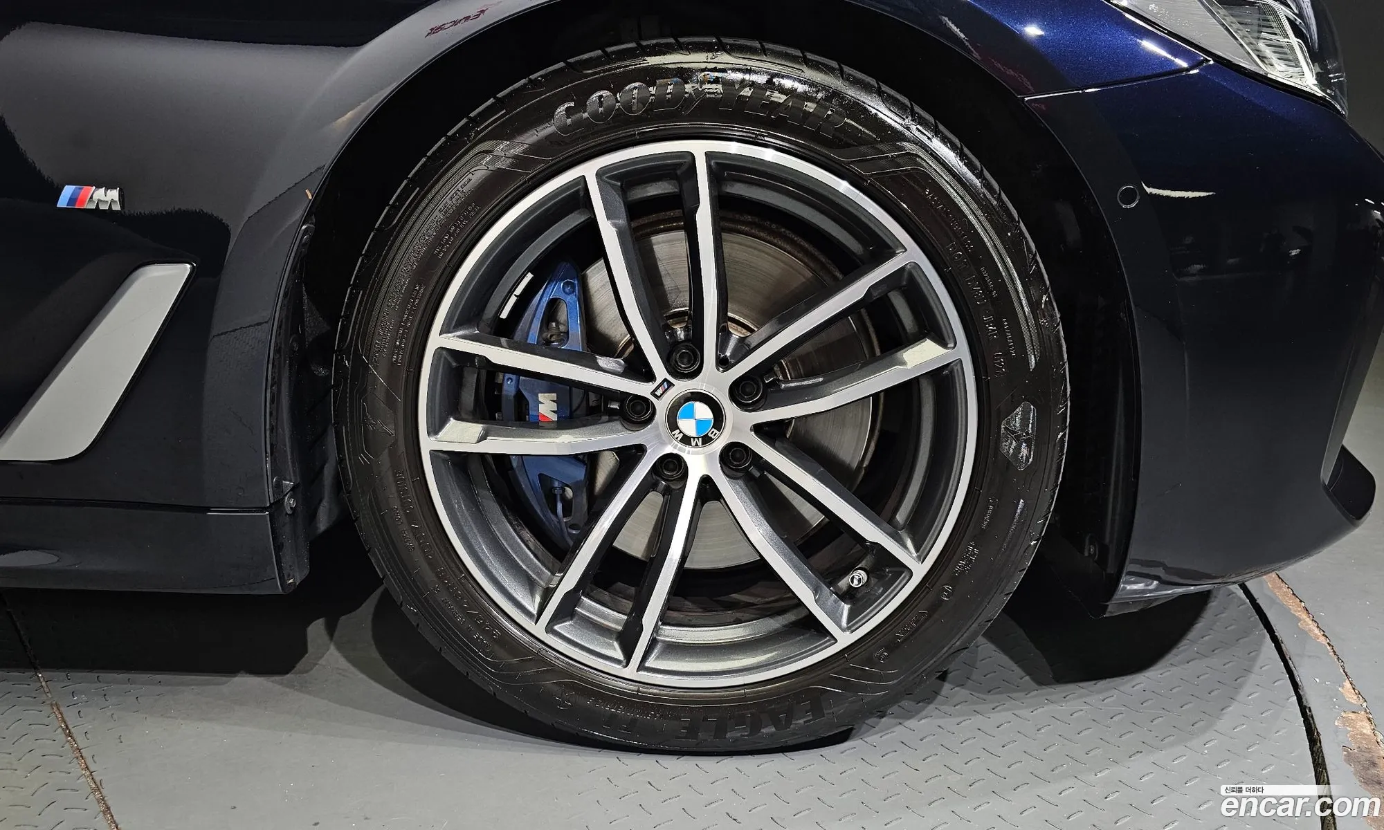 BMW 5 Series G30 520I M Sports - фотография 264847