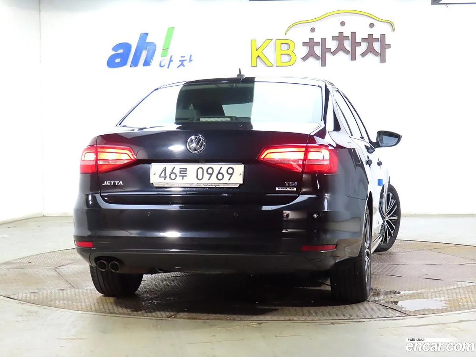 Volkswagen New Jetta 20 Tdi Bluemotion 6Th Generation - фотография 12470539