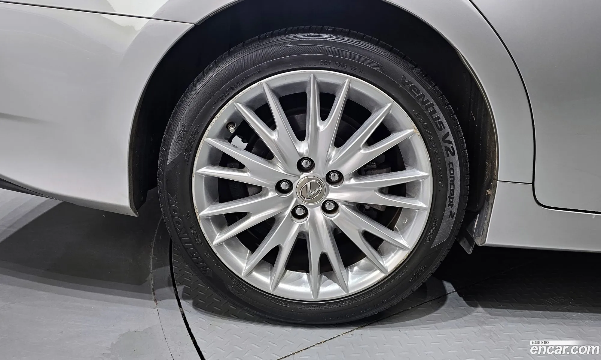 Lexus New Gs350 Executive L10 - фотография 6539255