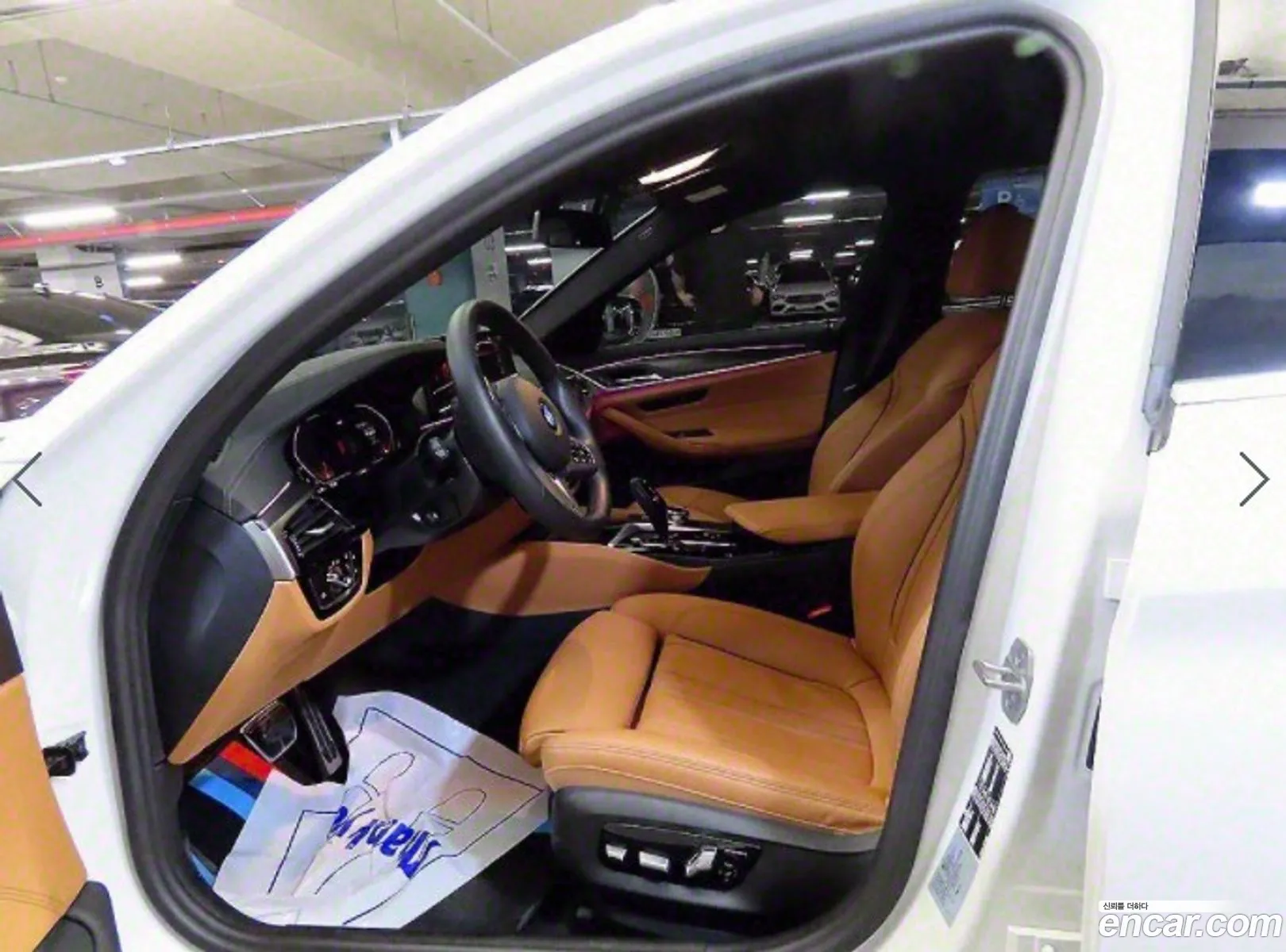 BMW 5 Series G30 520I M Sports - фотография 11873342