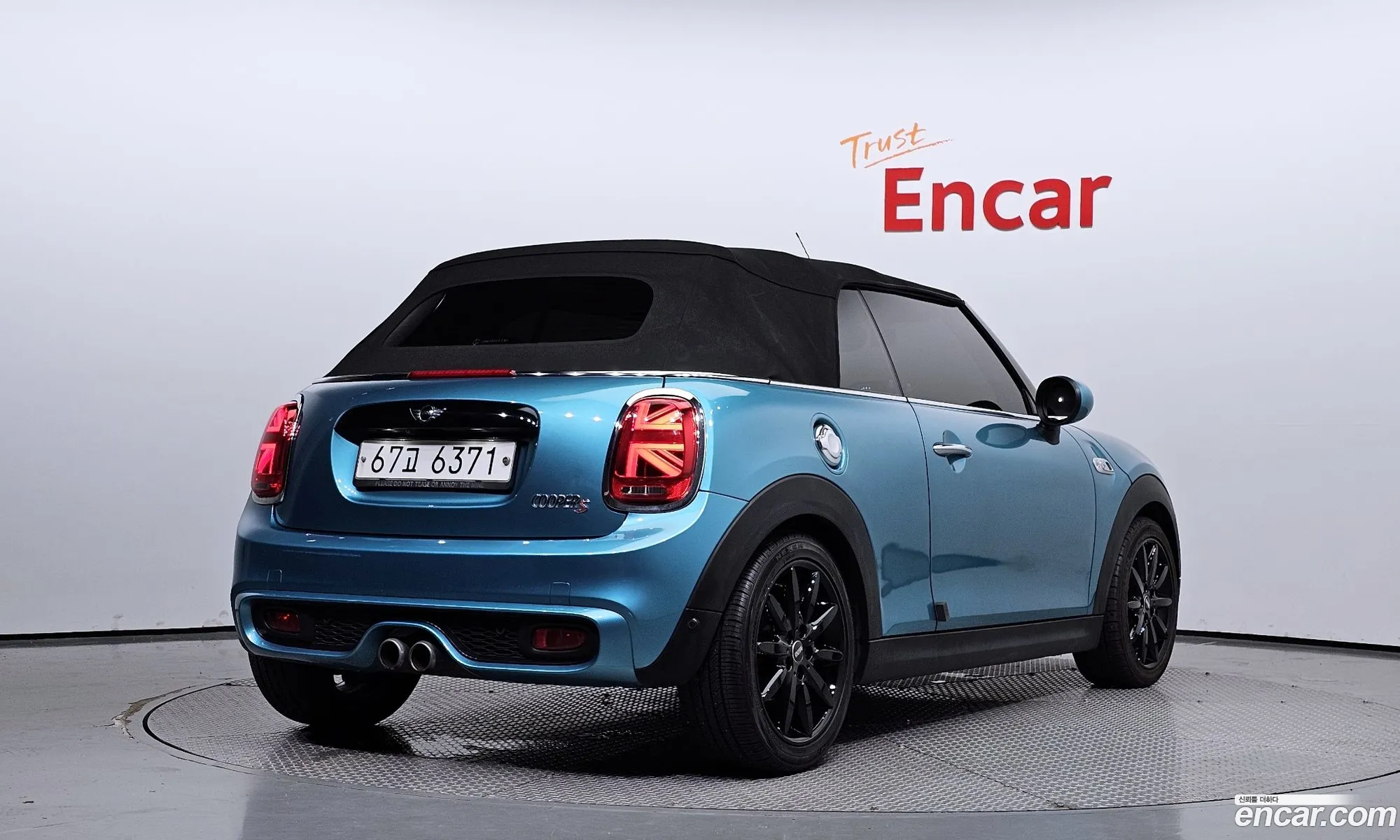 Mini Cooper S Convertible Basic 3Rd Generation - фотография 10546672