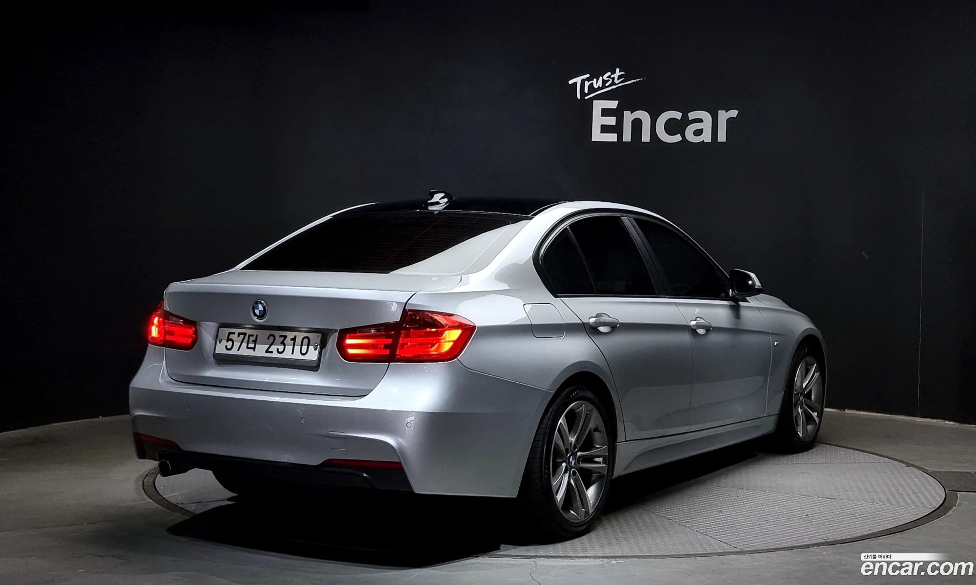 BMW 3 Series F30 320D - фотография 12684556