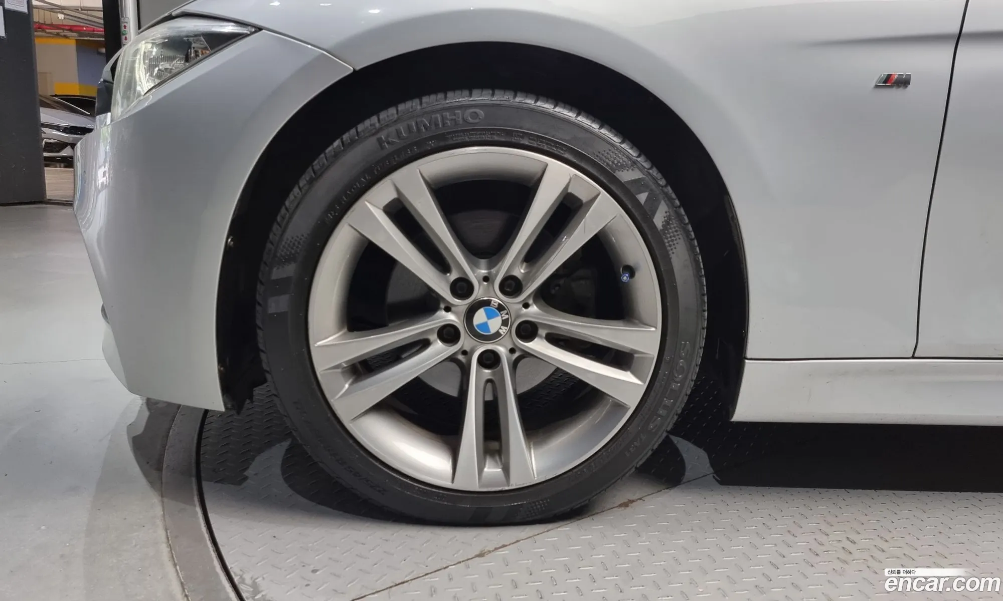 BMW 3 Series F30 320D - фотография 12684559