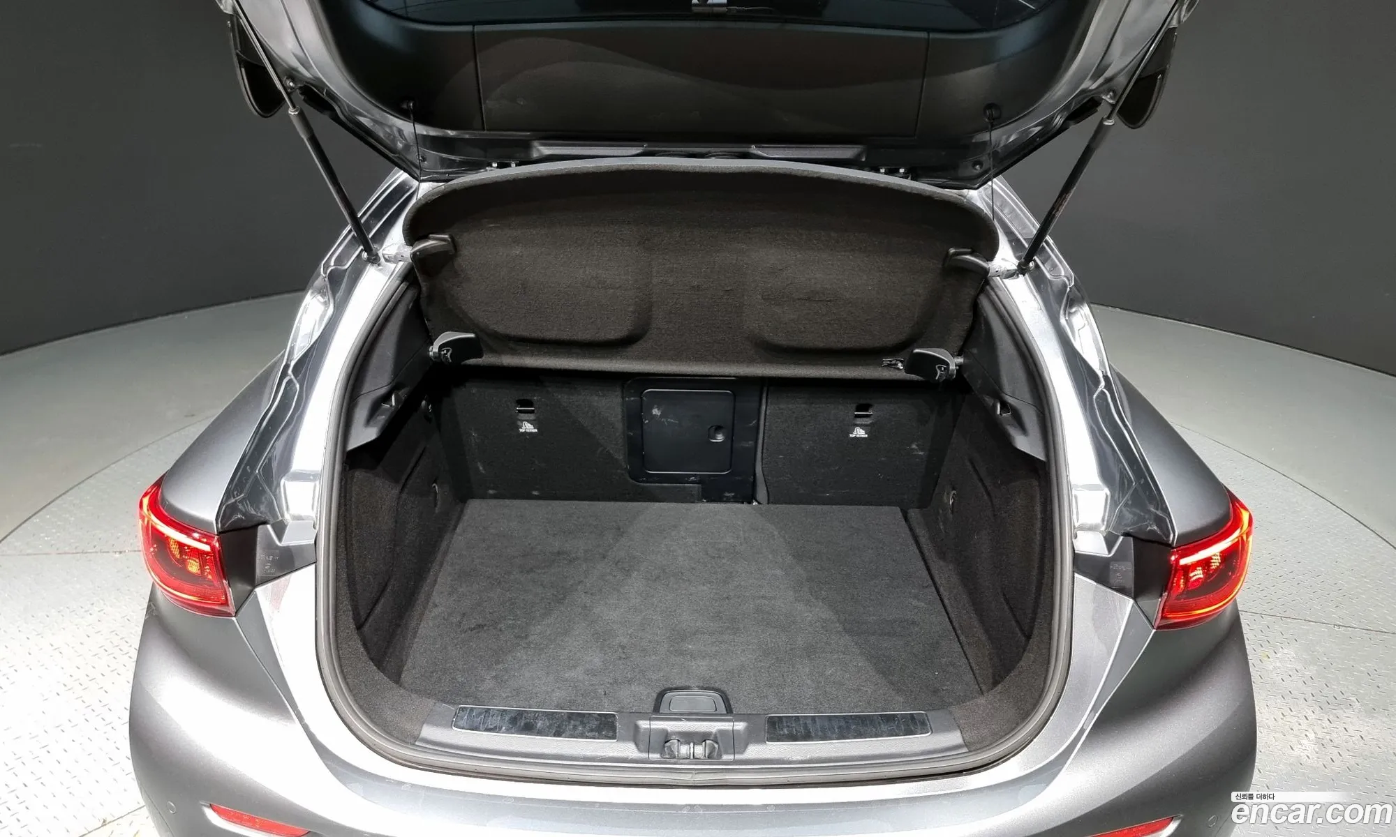 Q3020 Exclusive - фотография 3552332