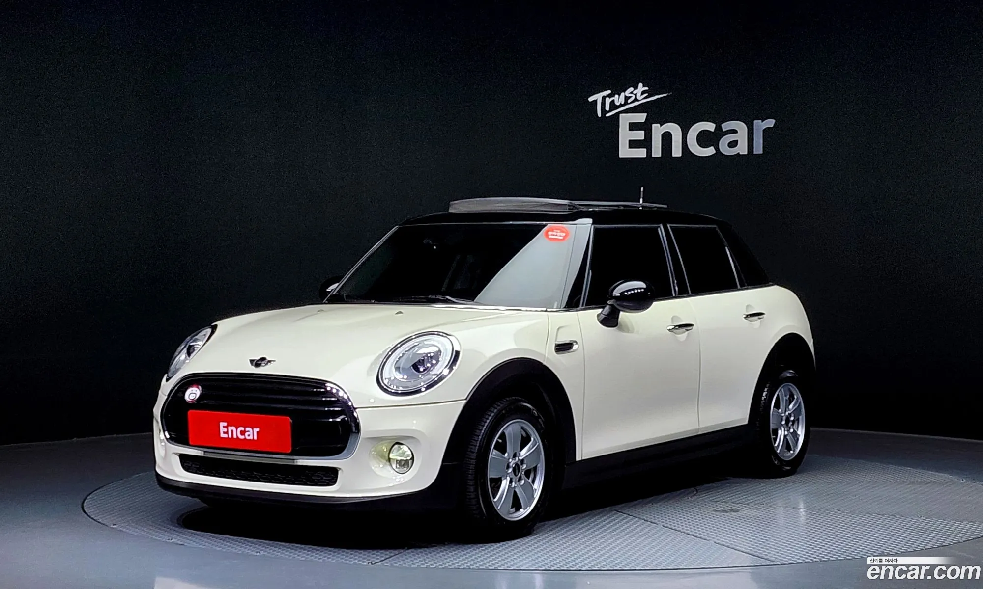 Mini Cooper D 5-Door Basic Model 3Rd Generation - фотография 884028