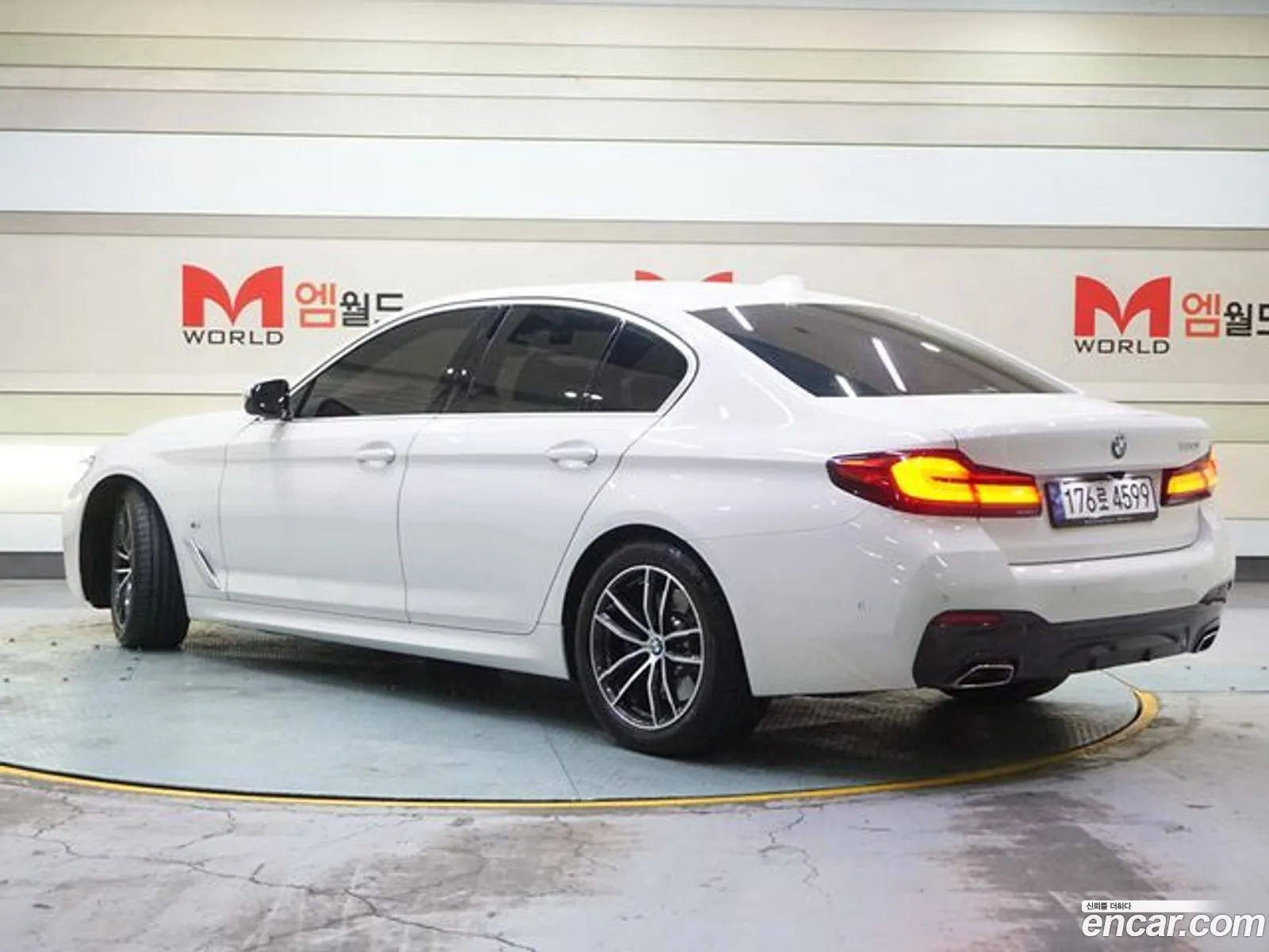 BMW 5 Series G30 520I M Sports - фотография 98295
