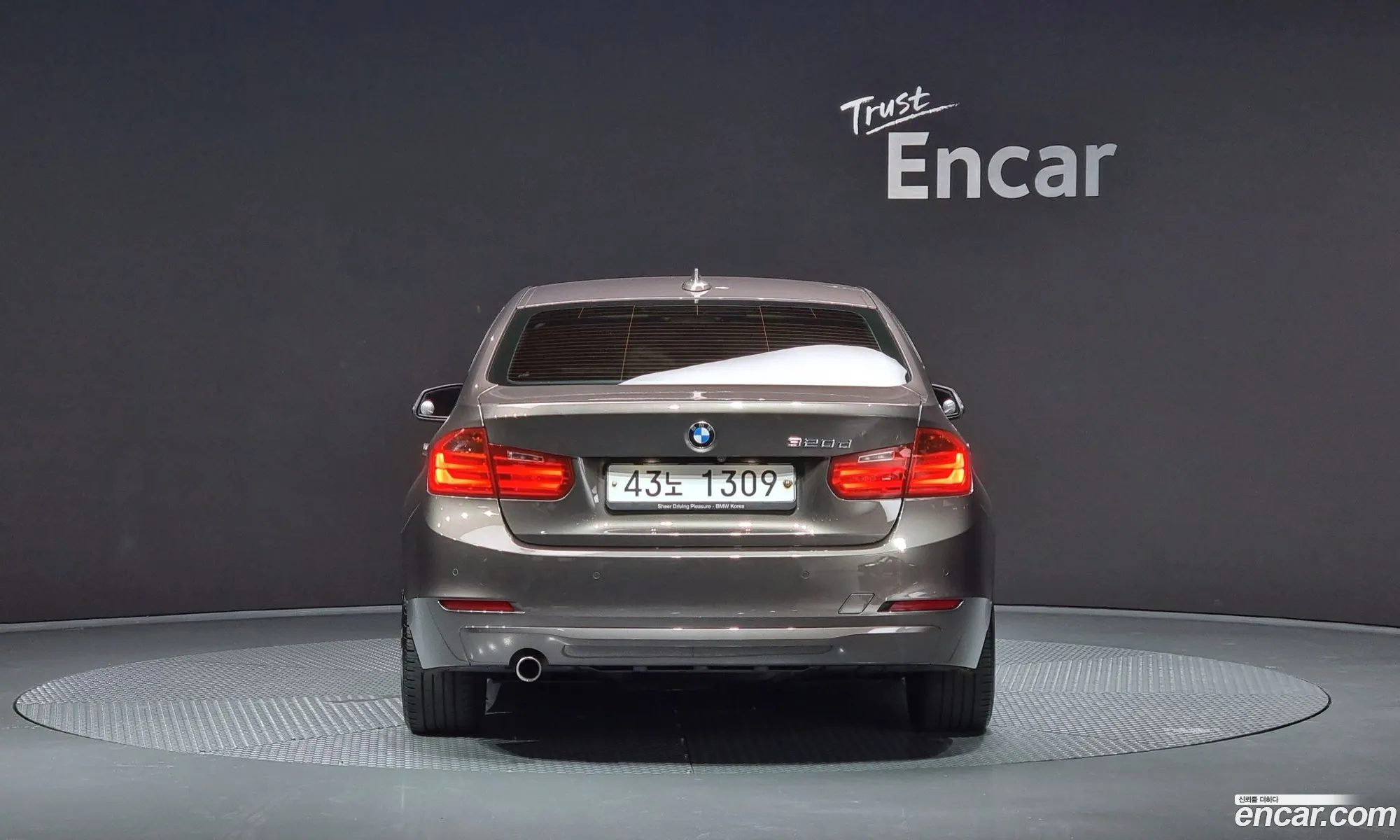 BMW 3 Series F30 320D - фотография 334195
