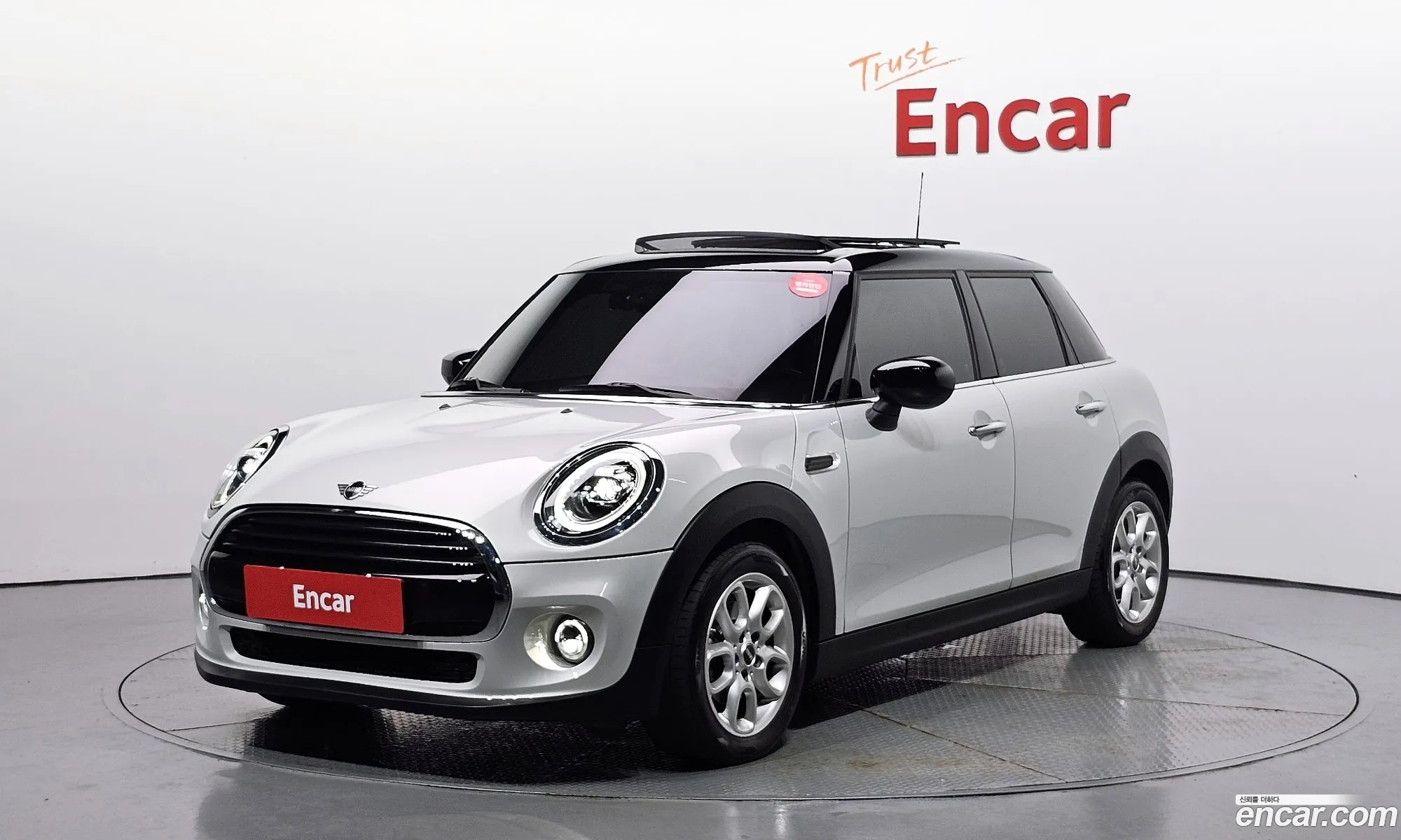 Mini Cooper 5-Door High 3Rd Generation - фотография 814756