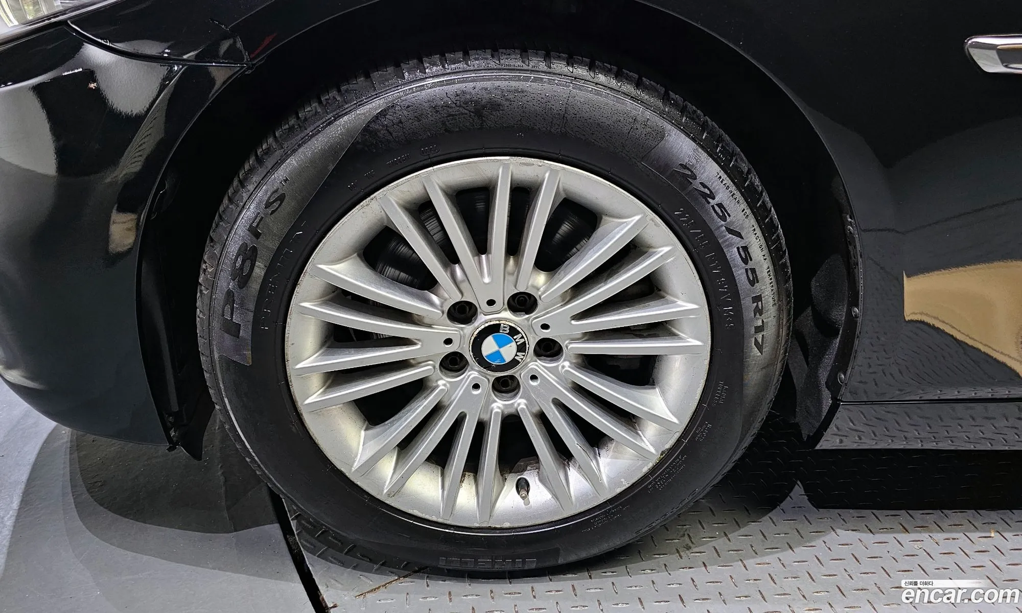BMW 5 Series F10 520D - фотография 12432204