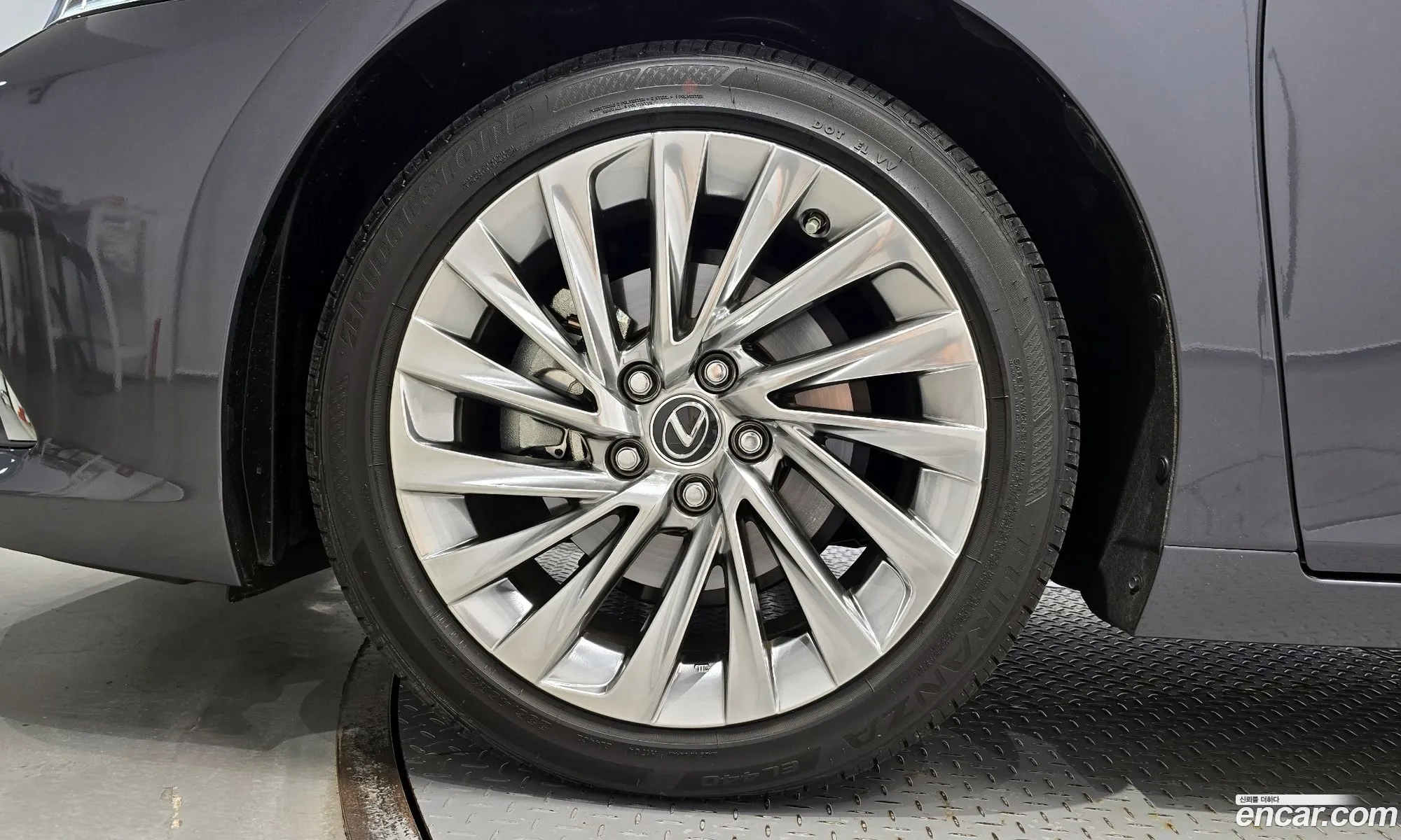 Lexus Es300H 7Th Generation Executive - фотография 6539243