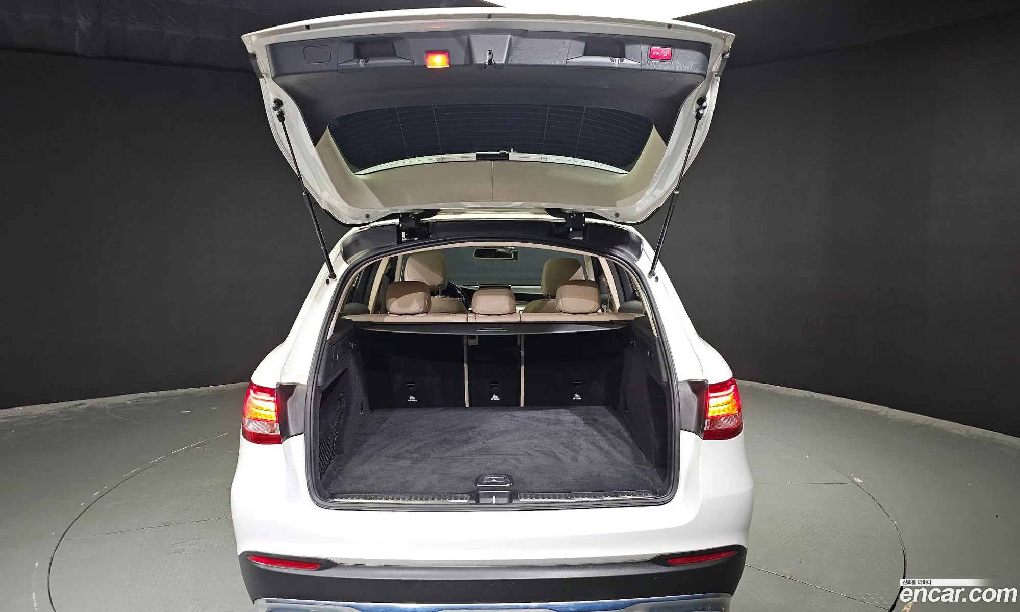 Mercedes-Benz Glc Glc300 2016 - фотография 1037765