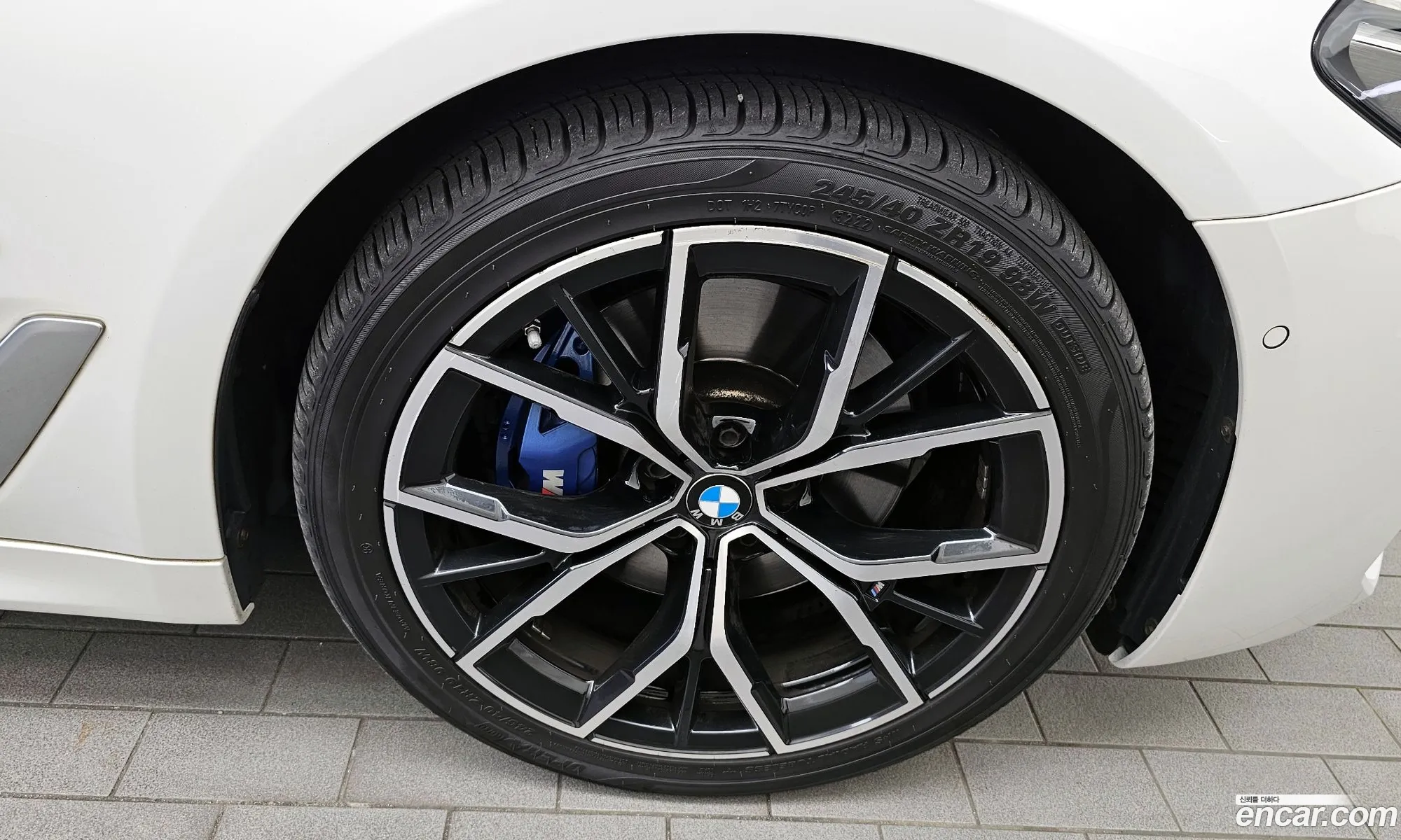 BMW 5 Series G30 530I M Sports - фотография 733837