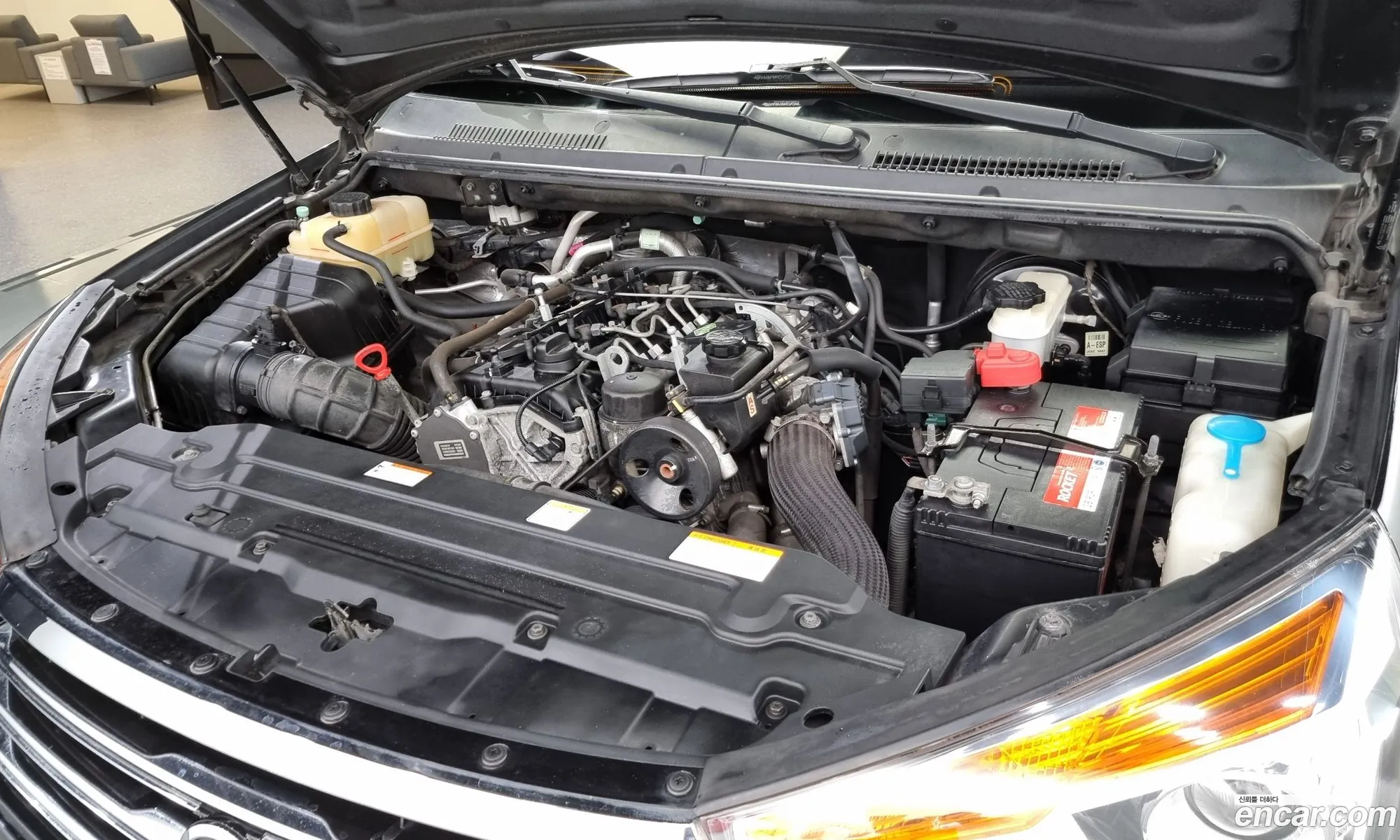 Kg Mobility Ssangyong Korando Turismo 4Wd Gt 9-Seater - фотография 4737047