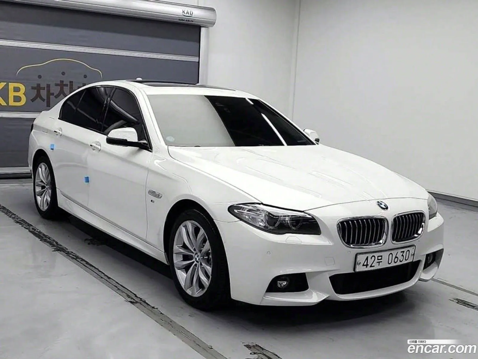 BMW 5 Series F10 528I M Aerodynamics - фотография 733919