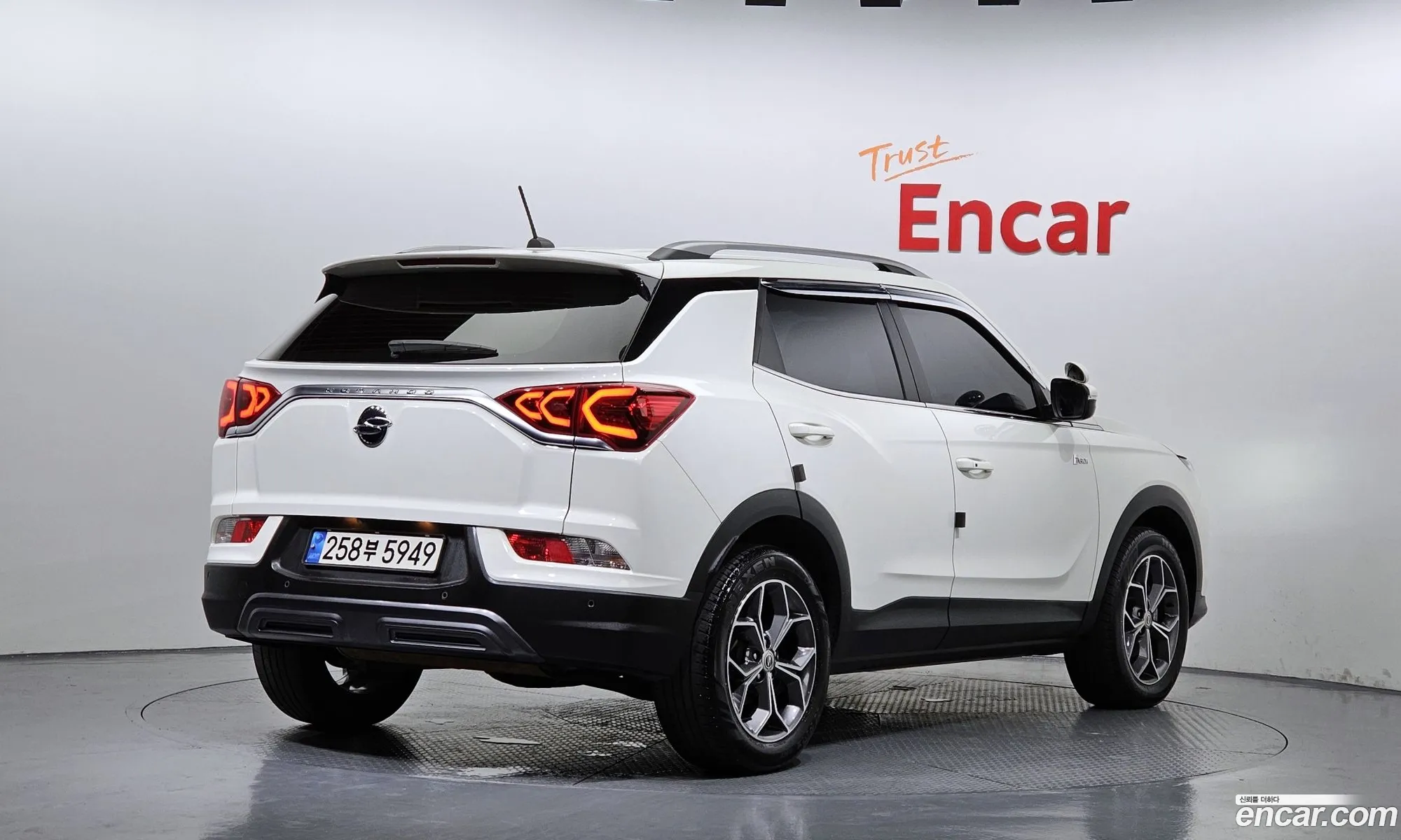 Kg Mobility Ssangyong Beautiful Korando Gasoline 15 2Wd C5 - фотография 6915559