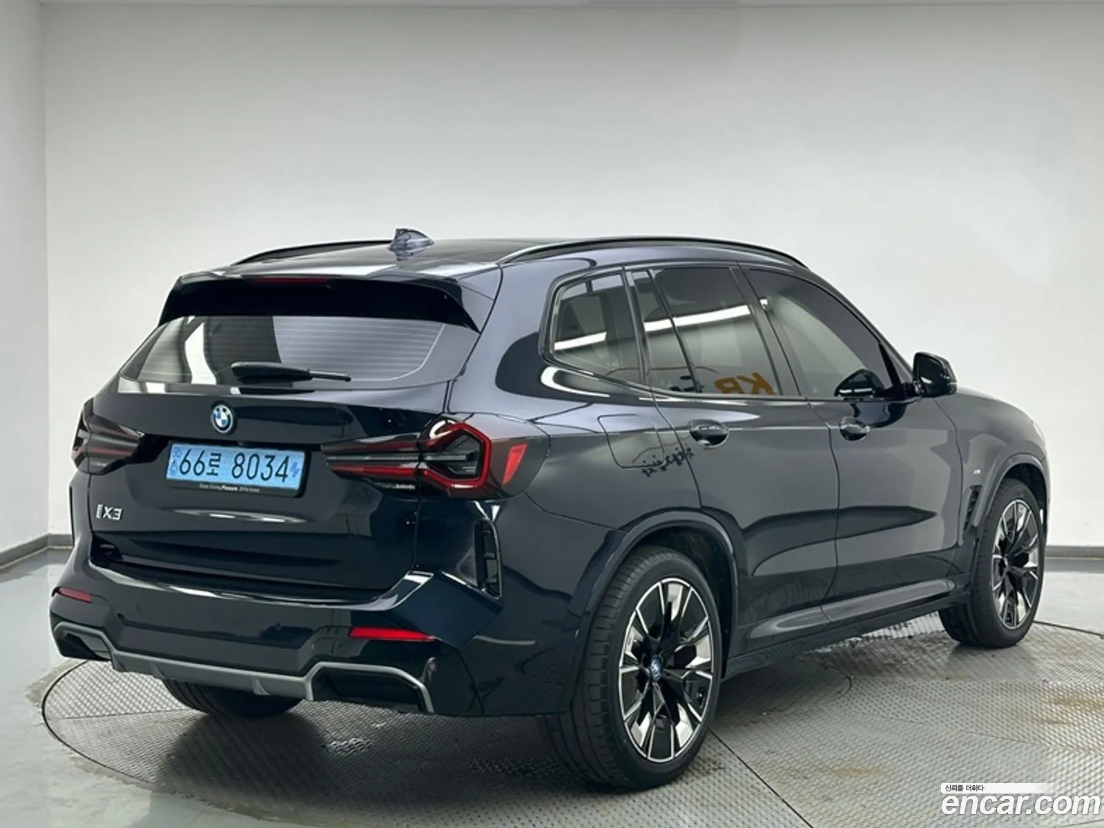 BMW Ix3 M Sport - фотография 726760