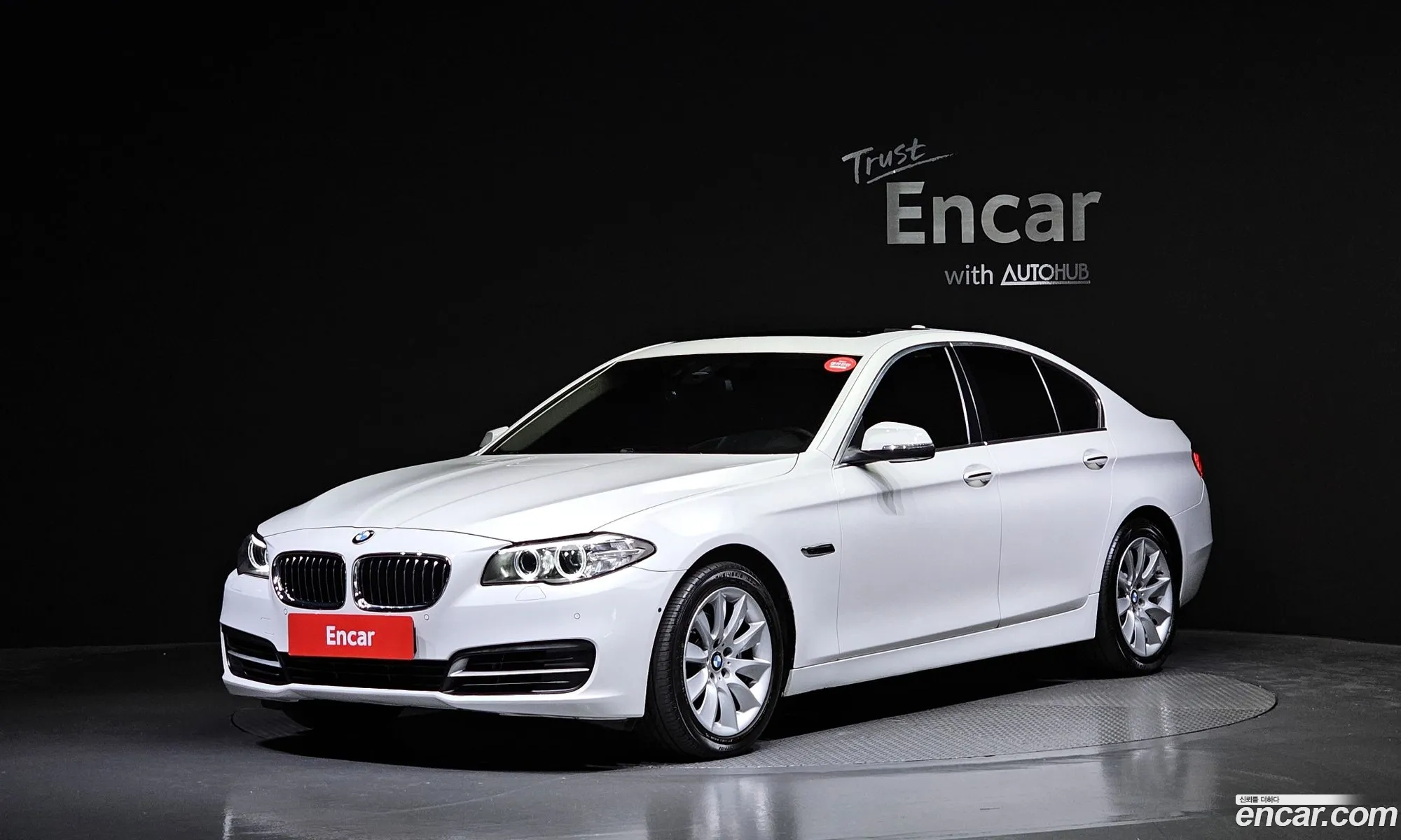 BMW 5 Series F10 528I - фотография 12432188