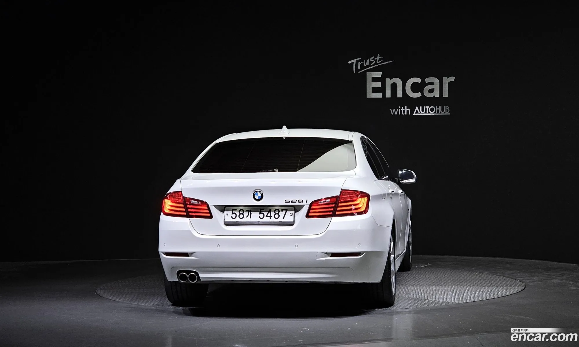 BMW 5 Series F10 528I - фотография 12432191