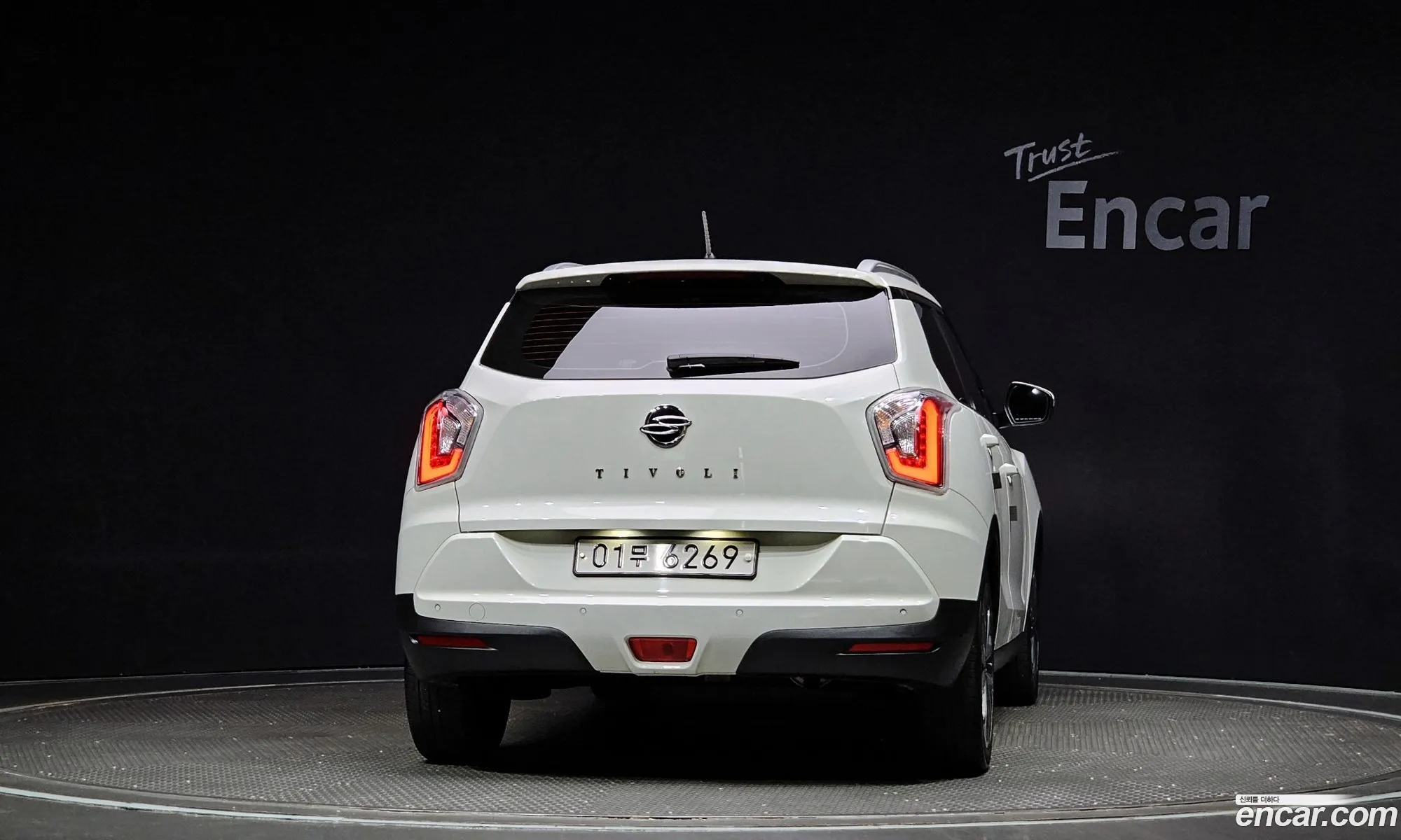Kg Mobility Ssangyong Tivoli Vx 2Wd - фотография 4774200