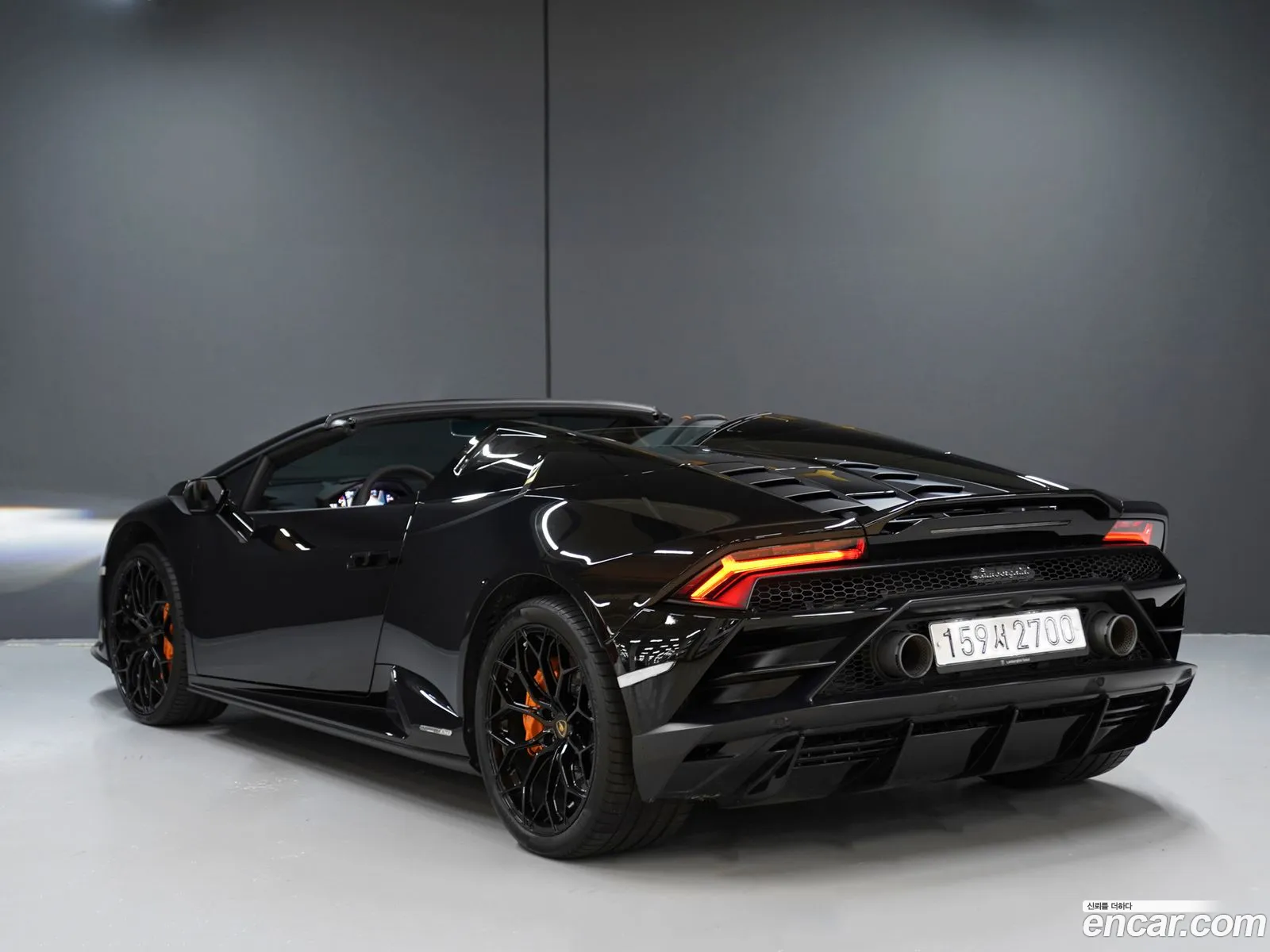 Lamborghini Huracan Lp640-4 Evo Spyder - фотография 3721395
