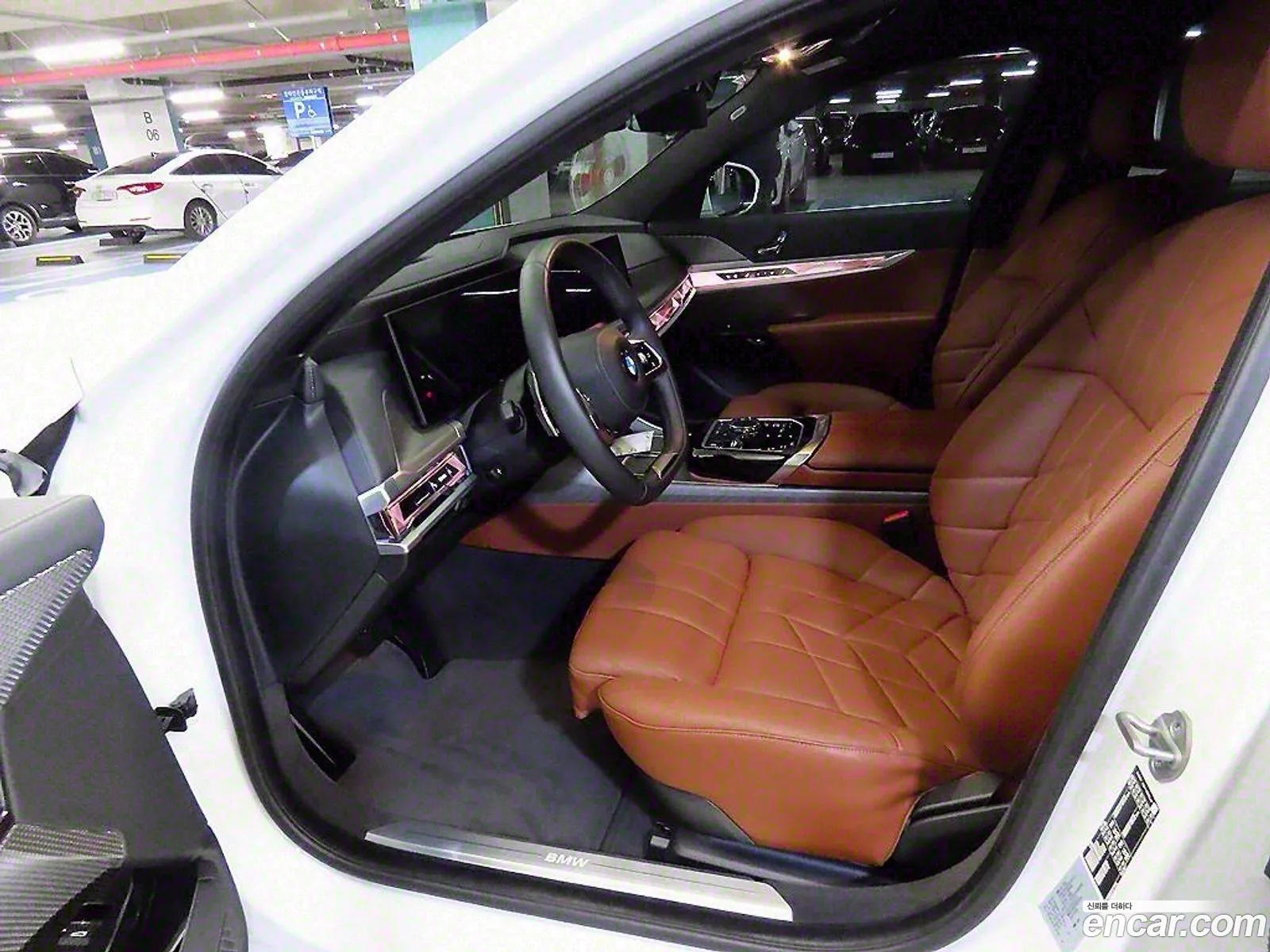 BMW 7 Series G70 740I Sdrive Design Pure Excellence - фотография 724277
