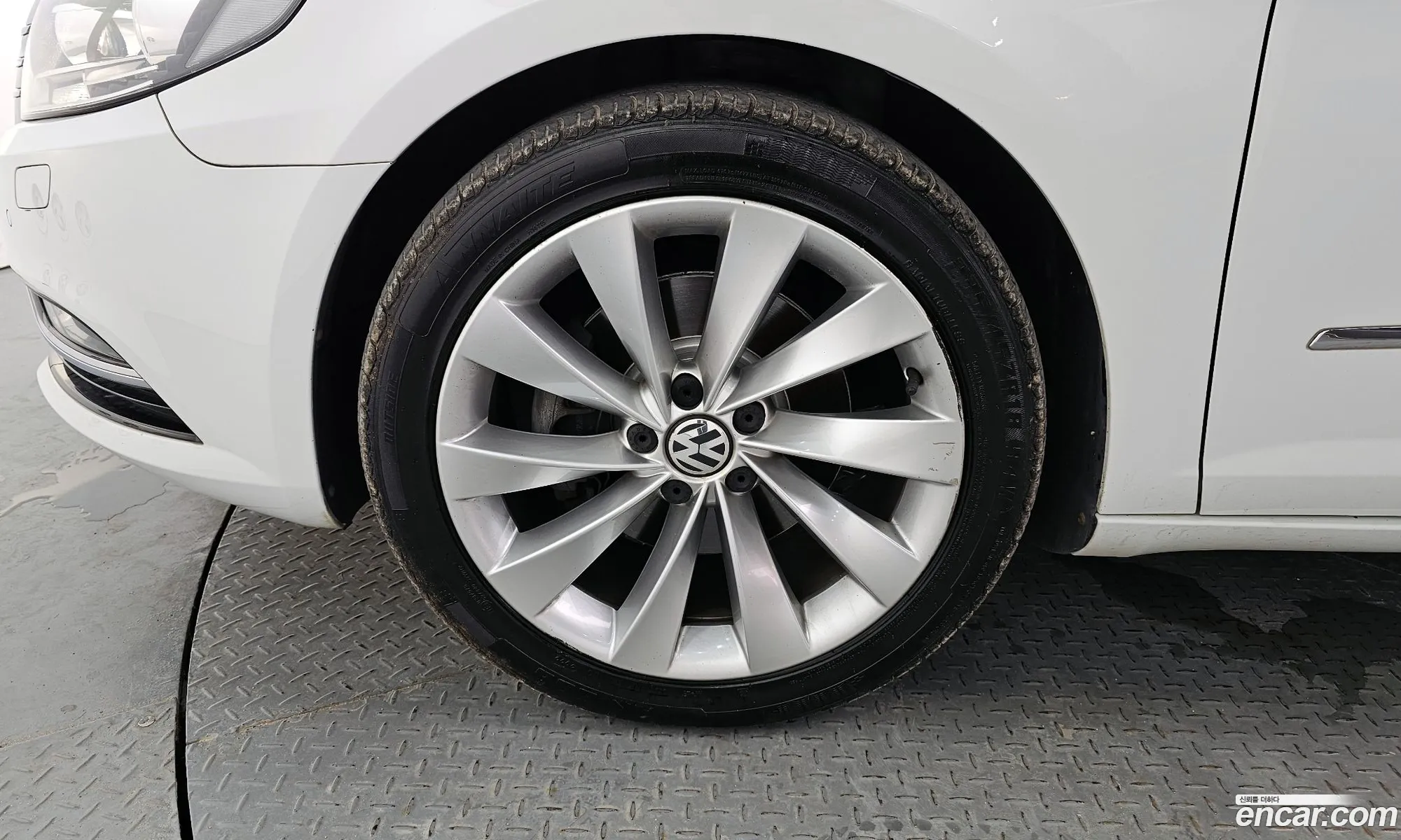 Volkswagen New Cc 20 Tdi Bluemotion - фотография 12512548