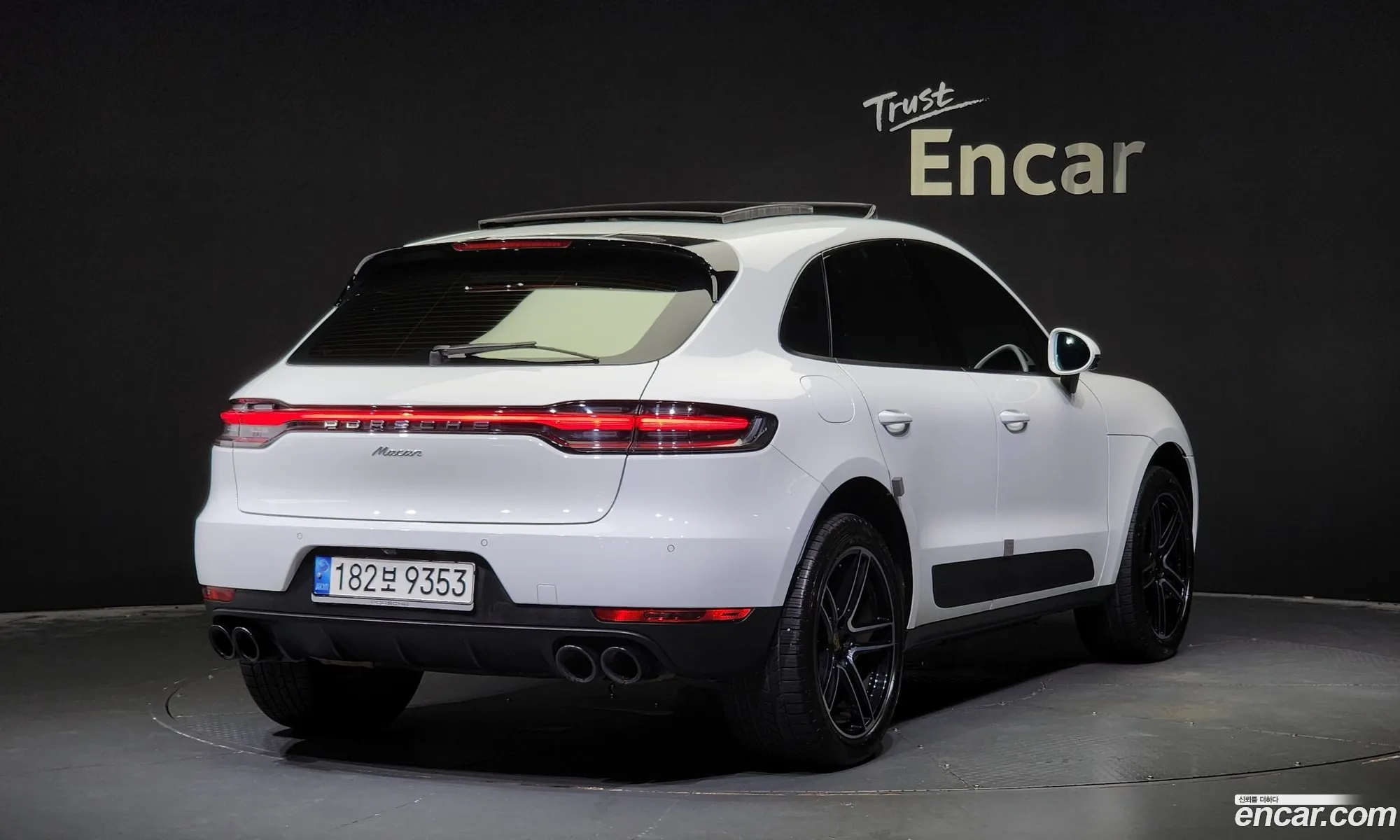 Porsche Macan 20 95B - фотография 924741