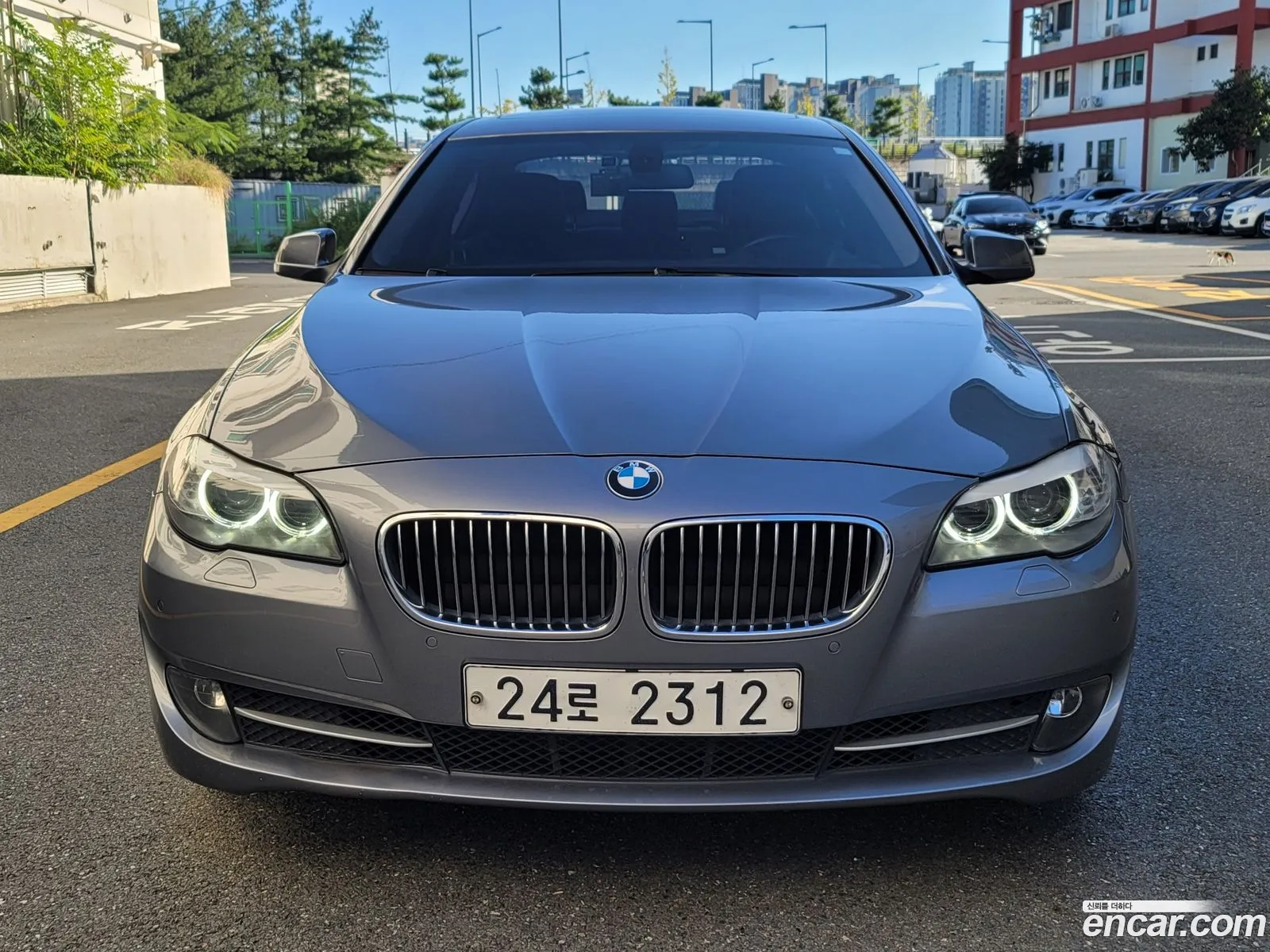 BMW 5 Series F10 520D - фотография 724225