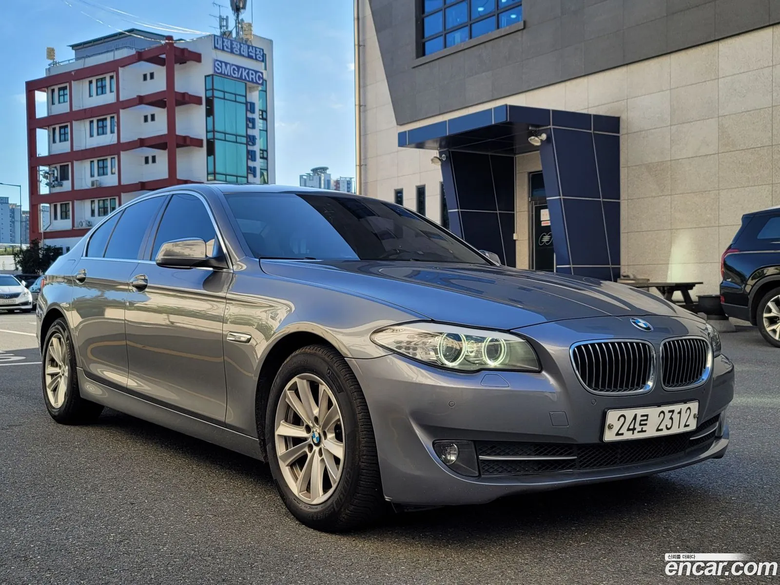 BMW 5 Series F10 520D - фотография 724226