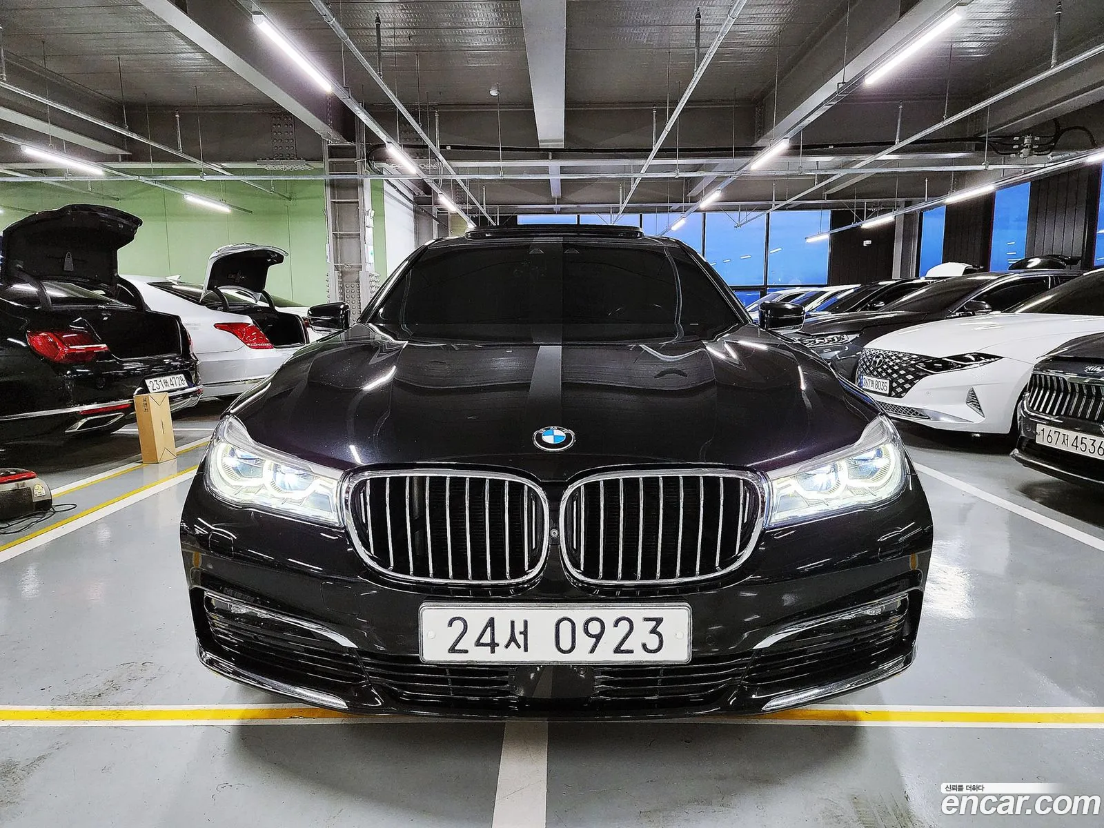 BMW 7 Series G11 730Ld xDrive - фотография 899722